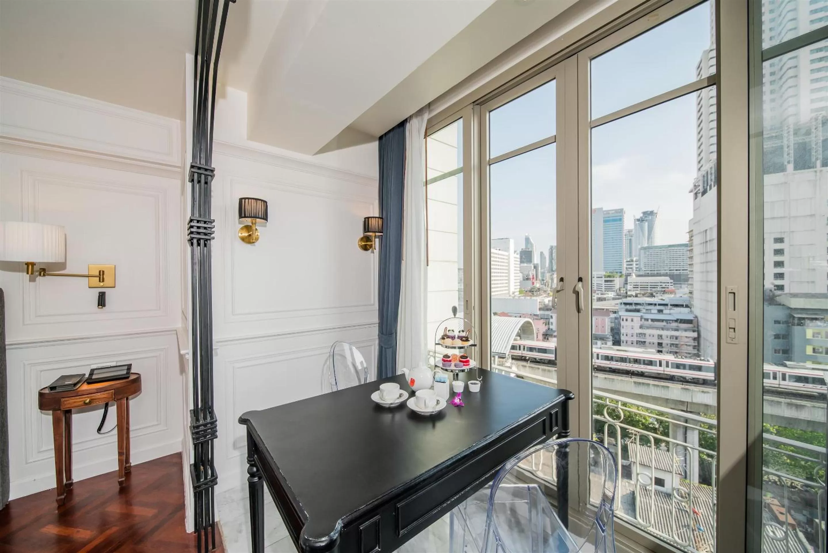 Seating area in Akara Hotel