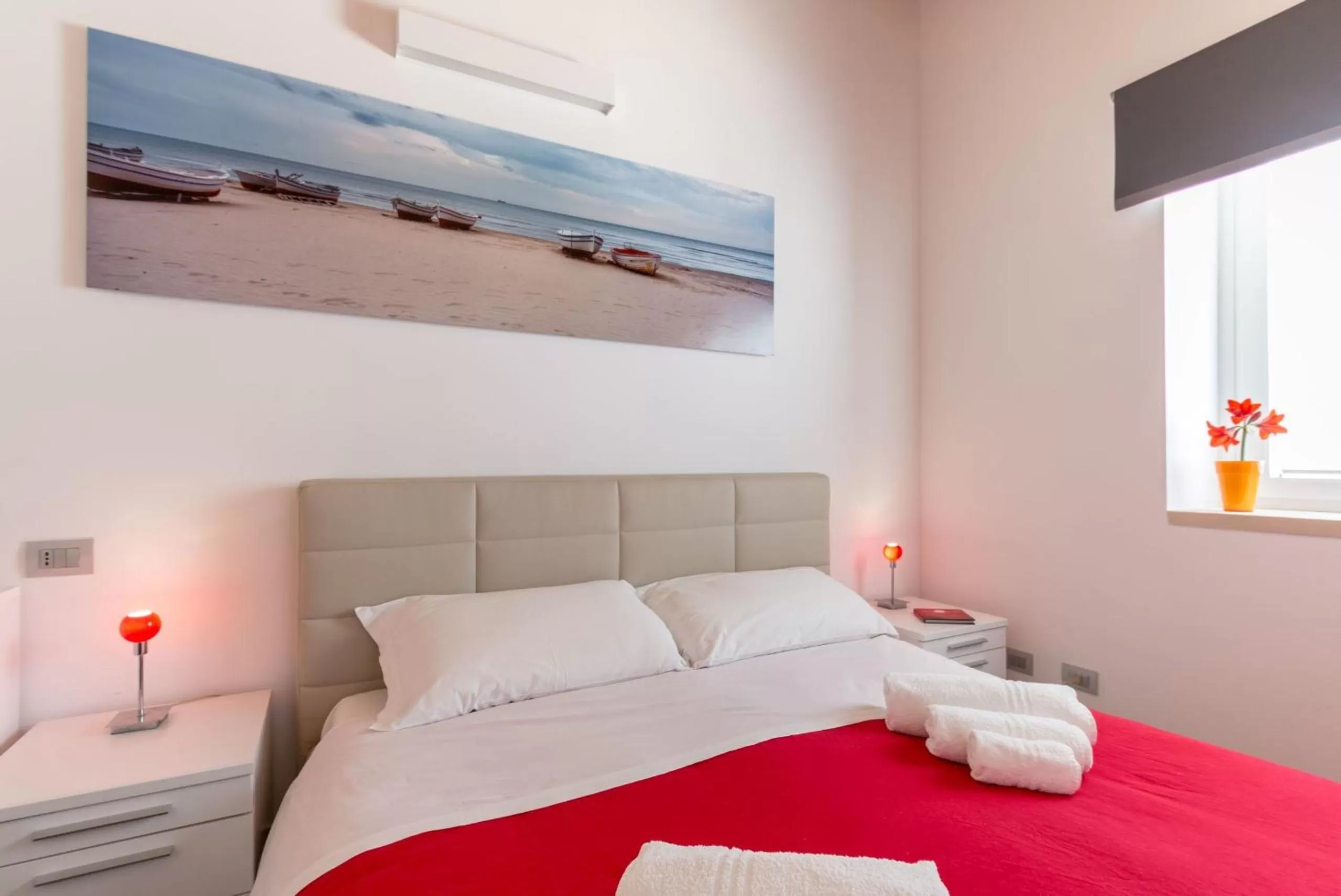 Bedroom, Bed in B&B Bianco E Blu