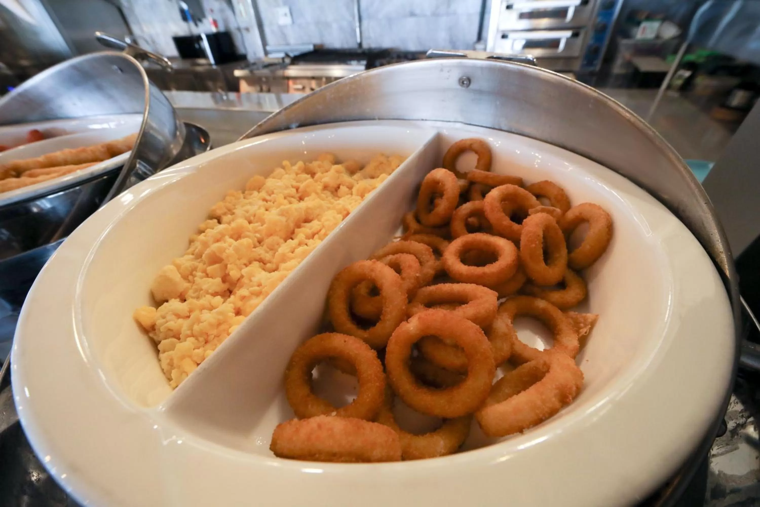 Food and drinks in Skalion Hotel