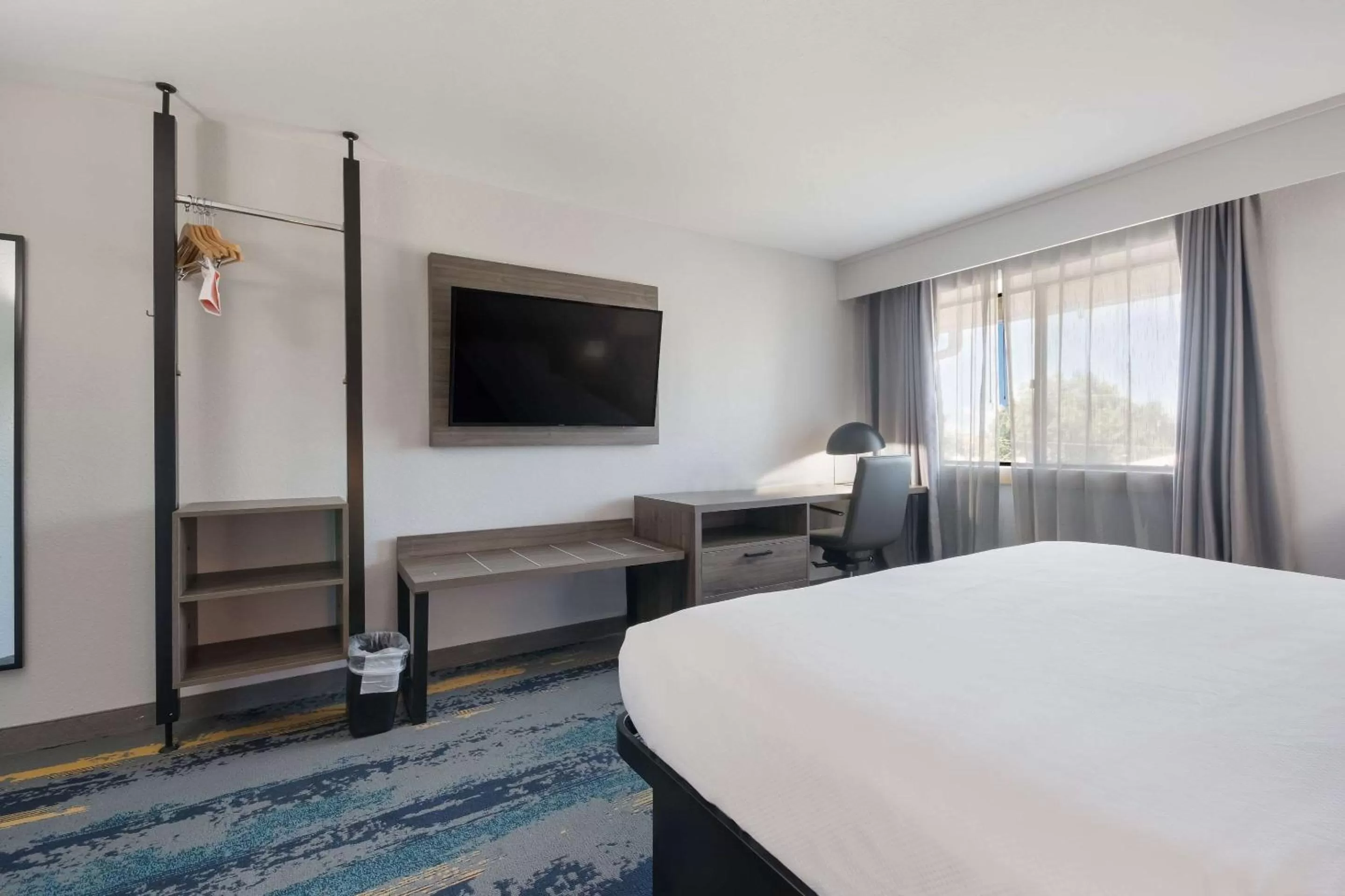 Bedroom in Clarion Pointe OKC Airport