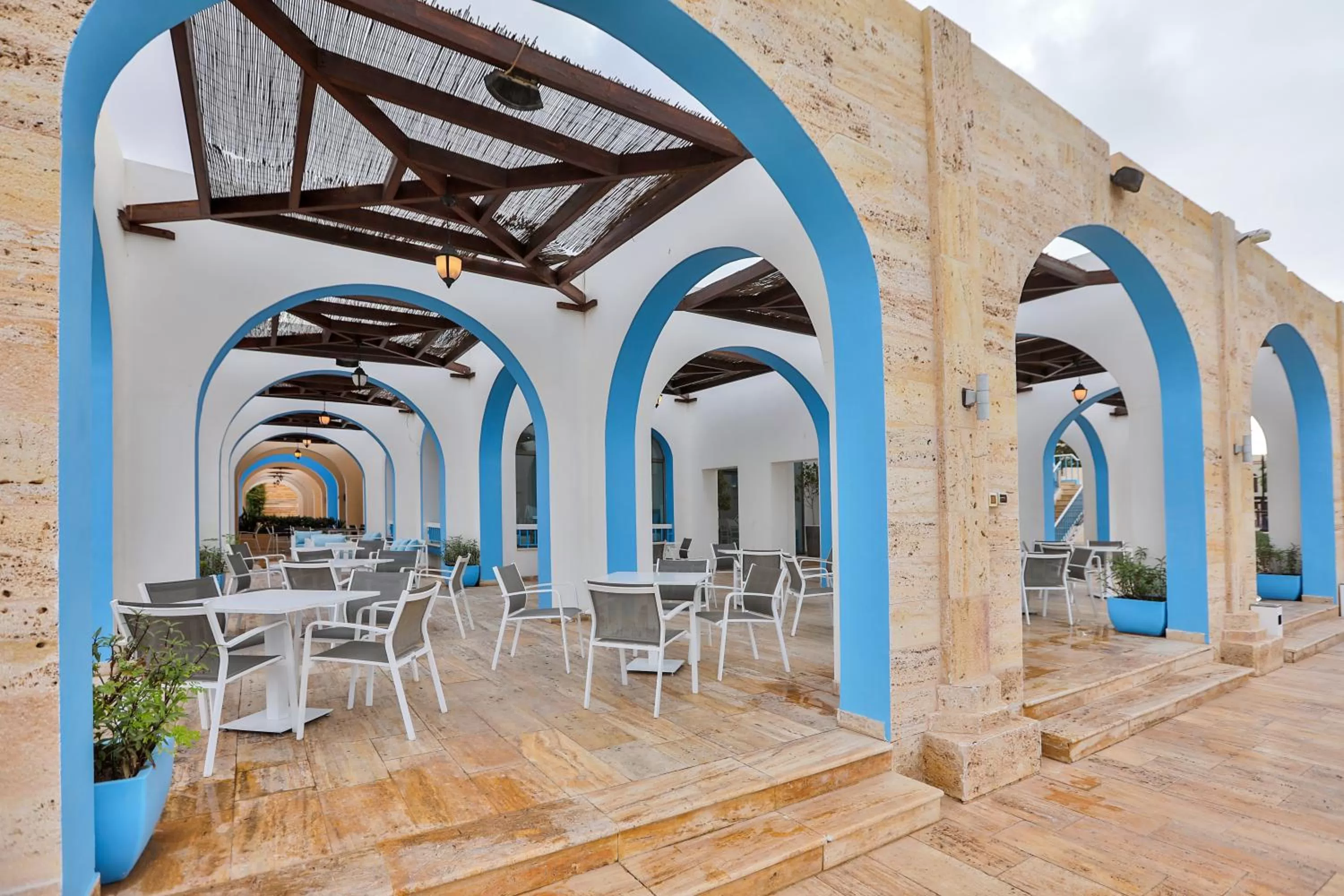 Restaurant/places to eat in Tala Bay Residence - Families Only