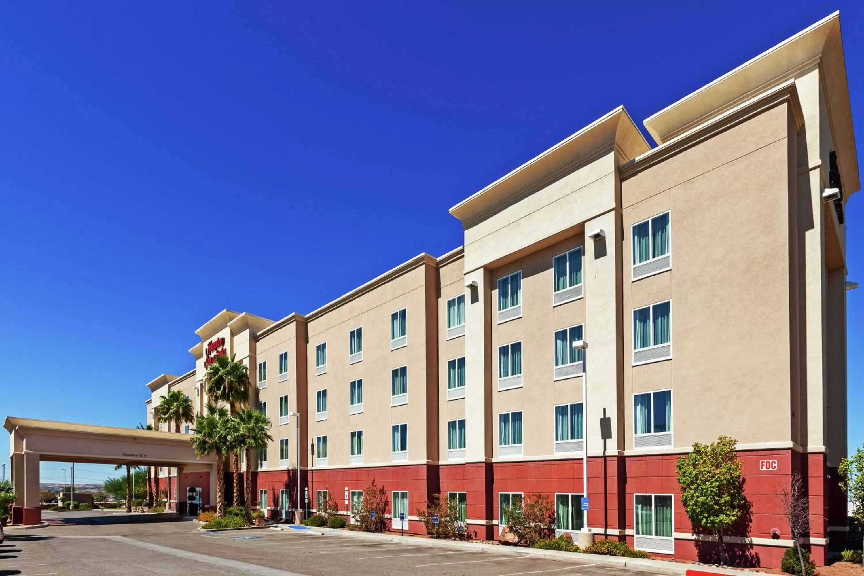 Property building in Hampton Inn & Suites El Paso West