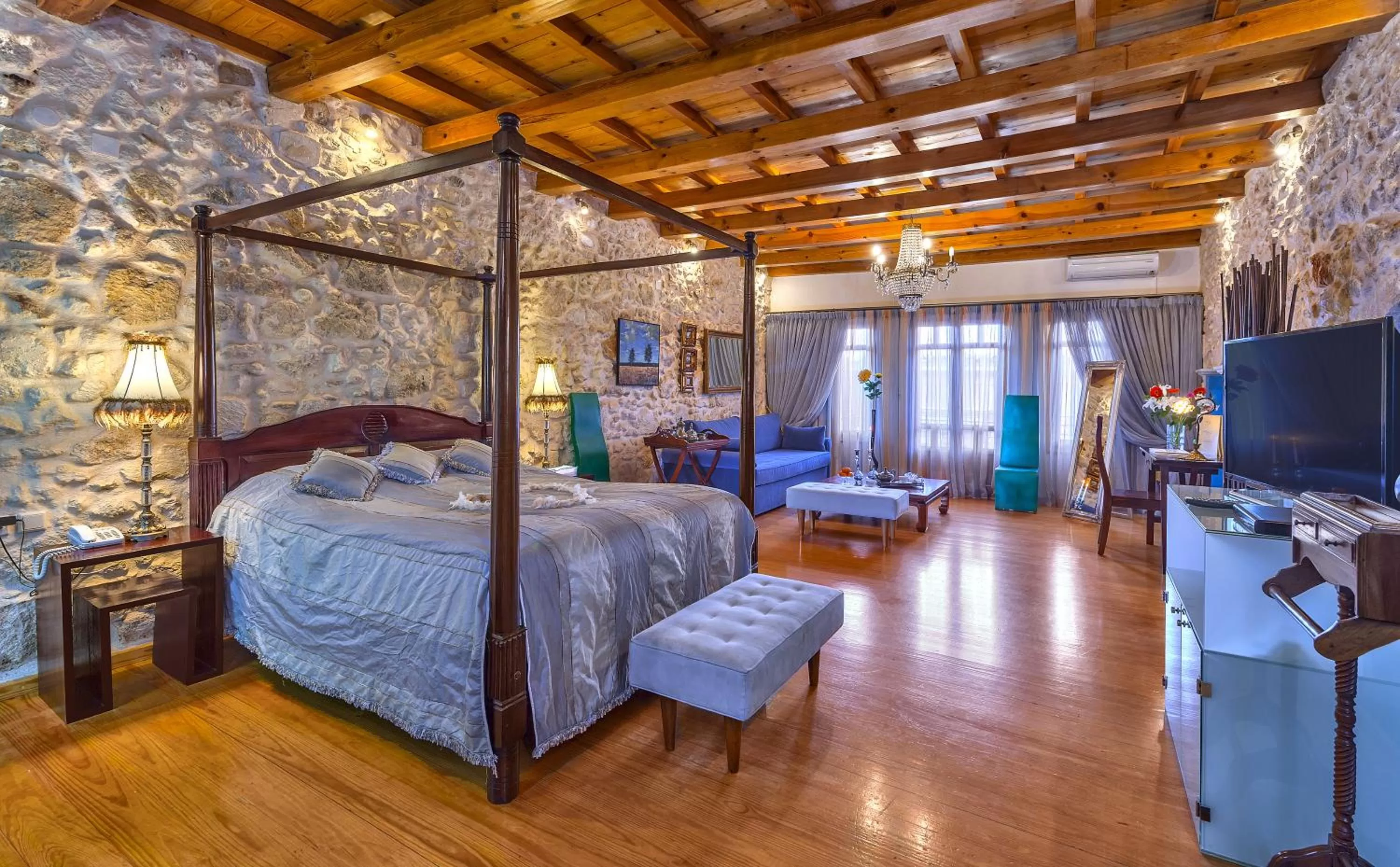 Executive Suite in Avli Lounge Apartments