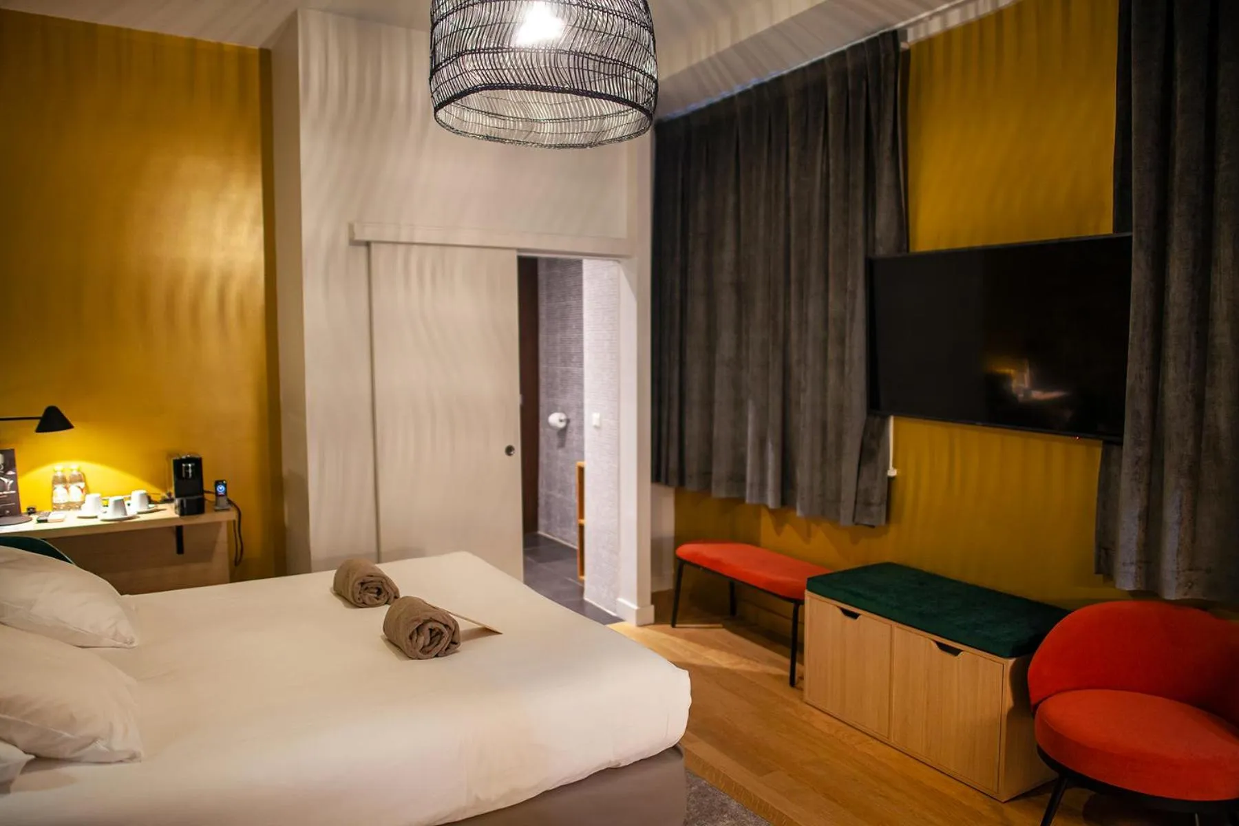 Photo of the whole room, Bed in Hotel Kanaï