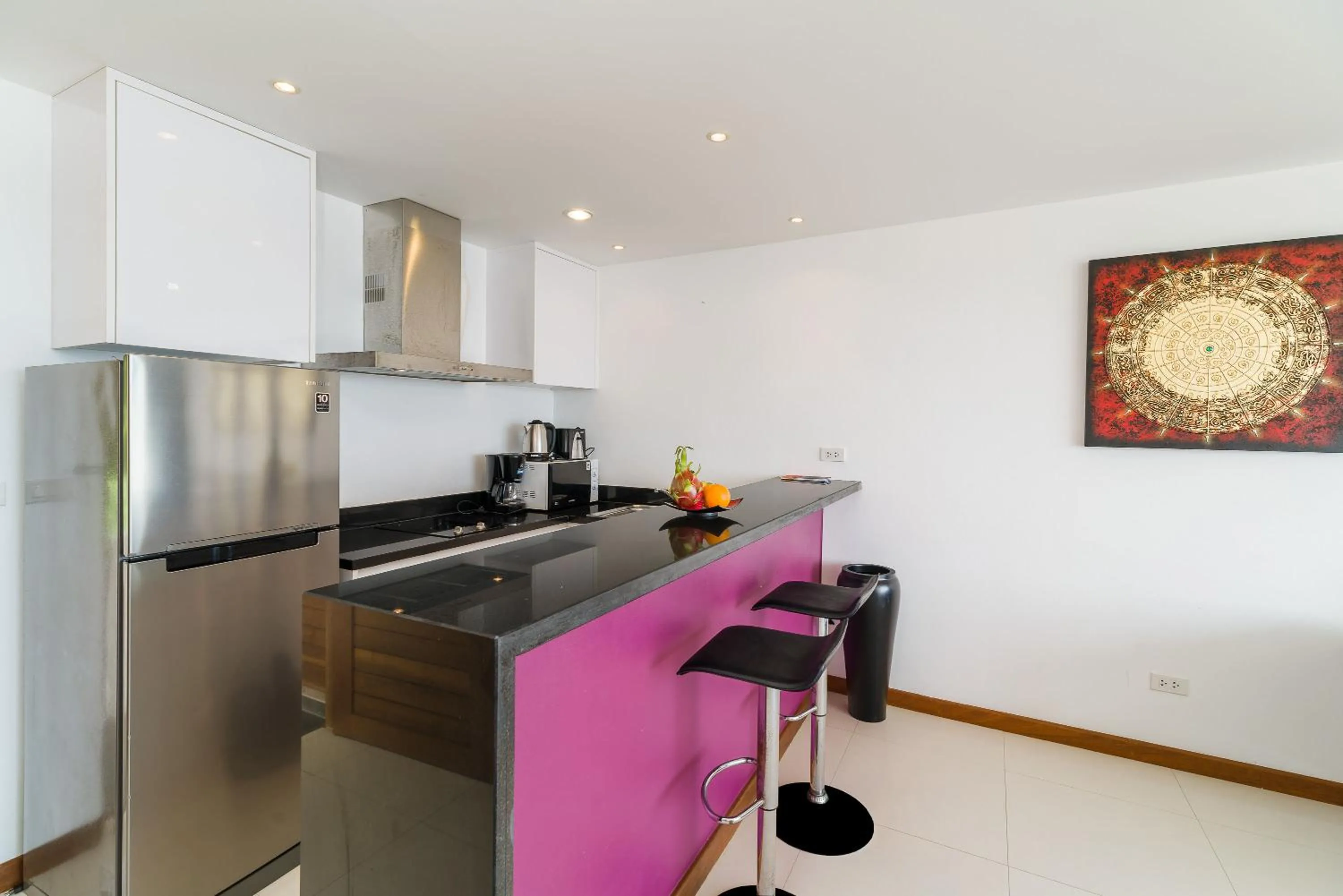 One-Bedroom-deluxe Apartment in Tropical Sea View Residence