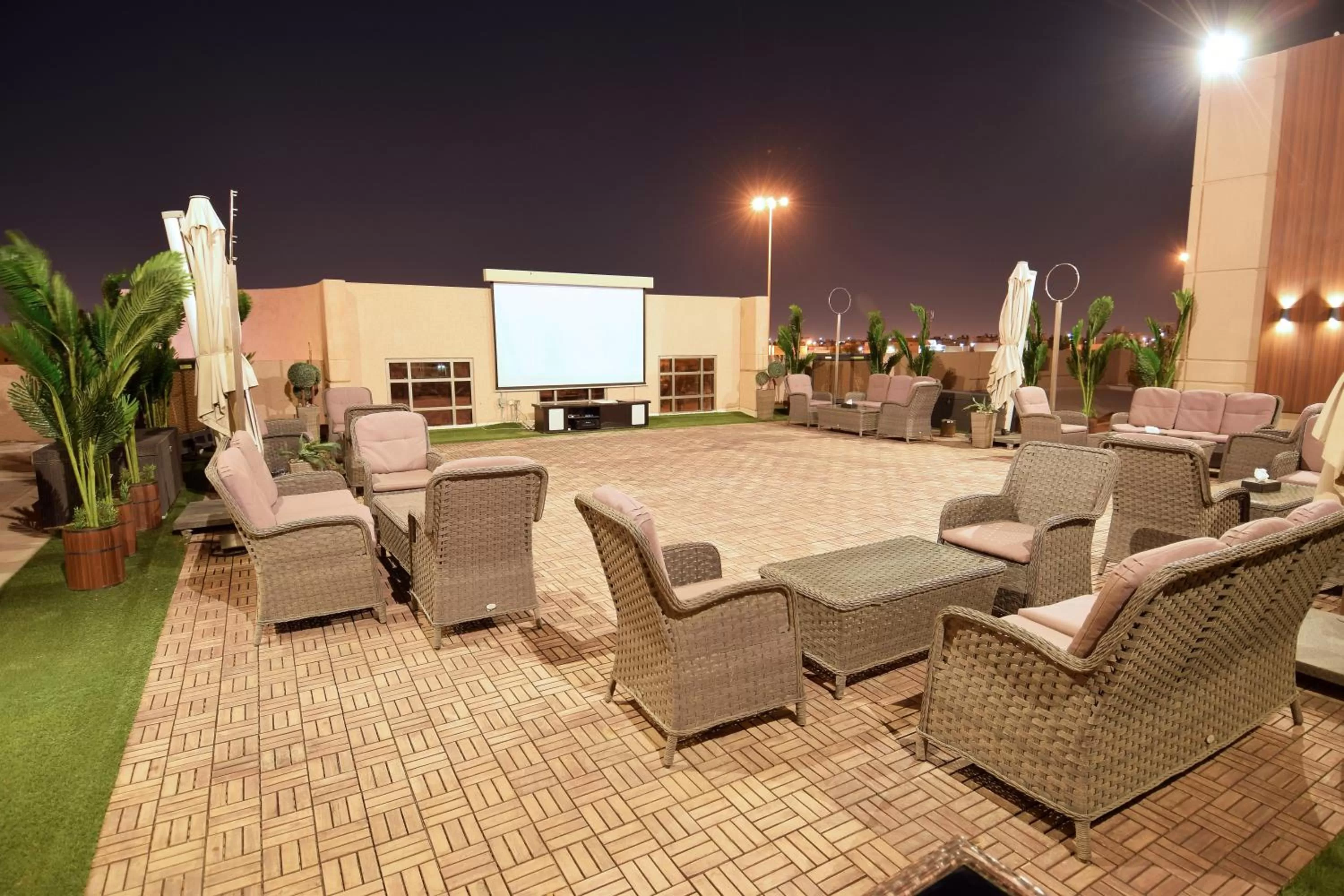 Patio in Best Western Plus Fursan