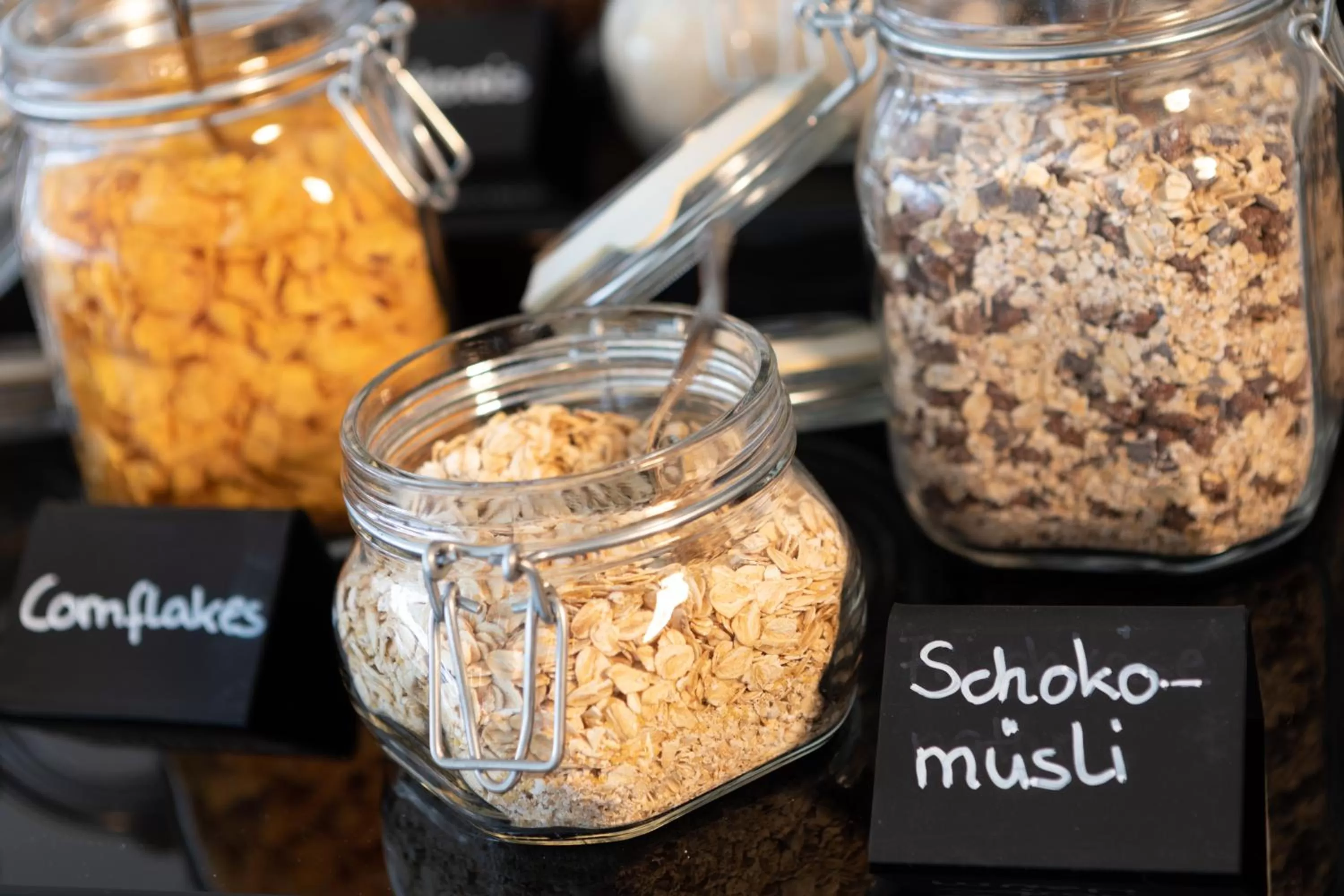 Buffet breakfast in Landhotel-Restaurant Huberhof Allershausen