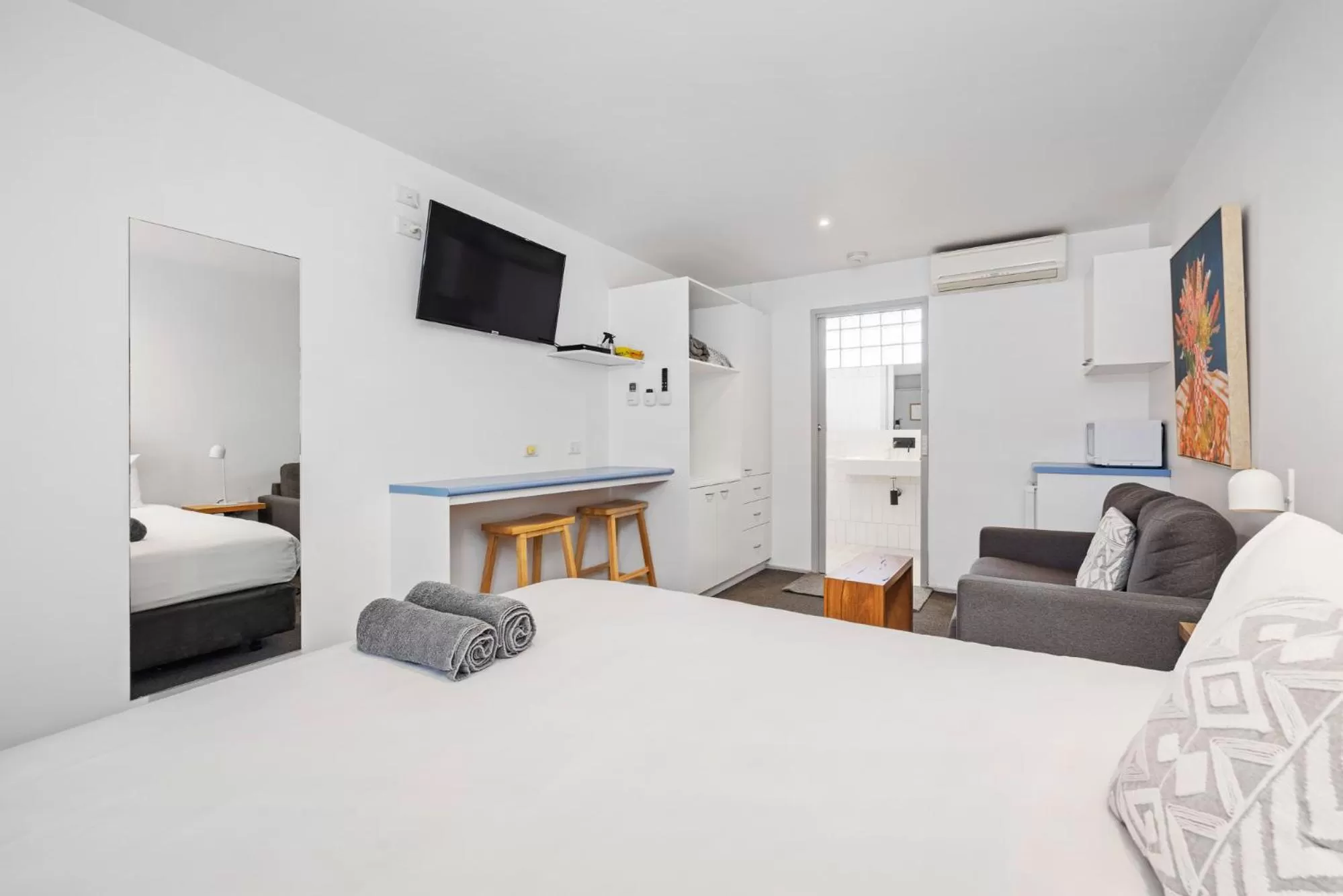 Bed in Moody's Motel