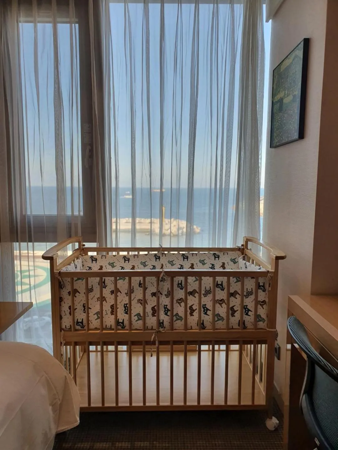 cot, Bed in Hotel Regent Marine The Blue