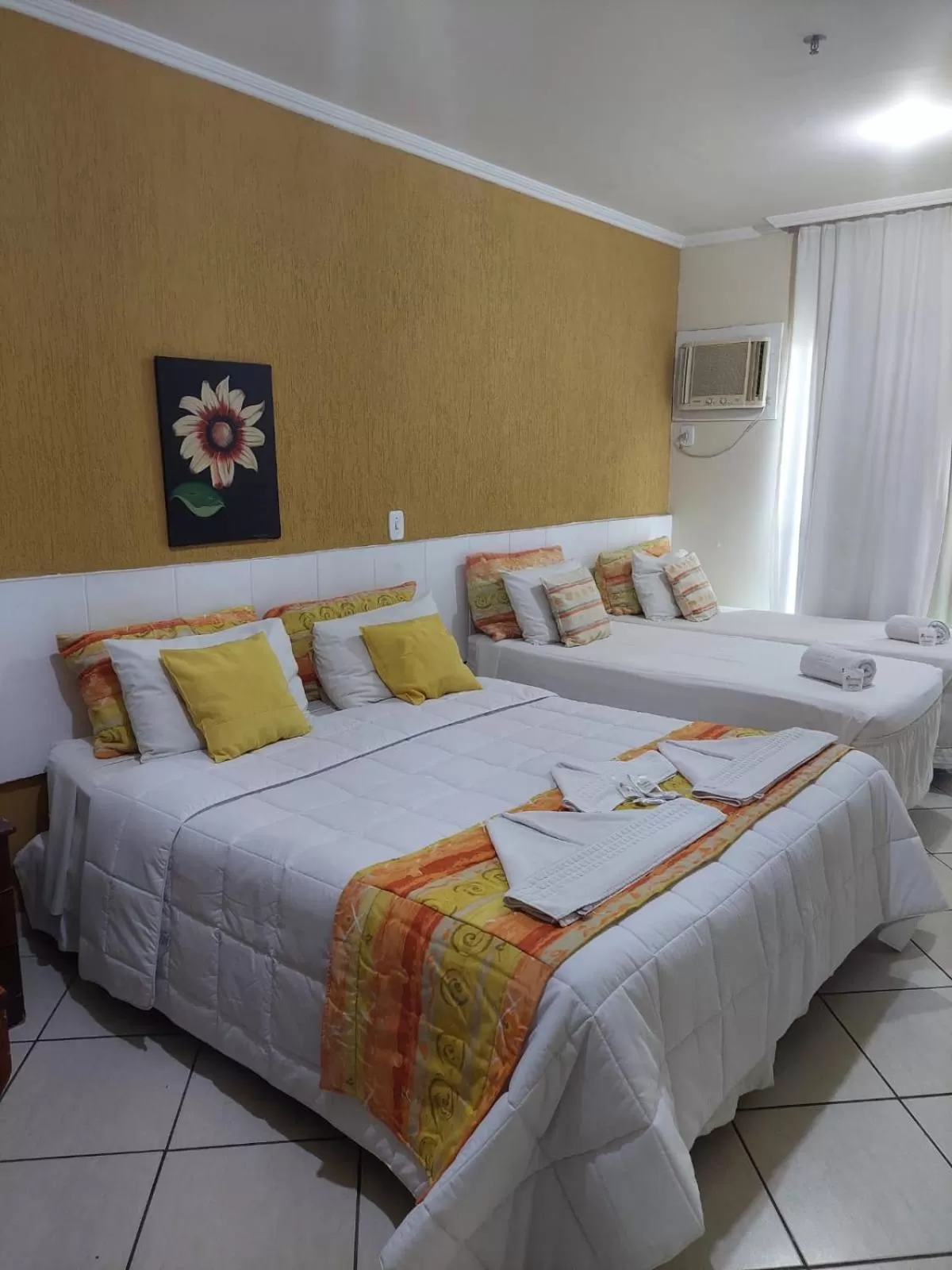 Bed in Acrópolis Marina Hotel