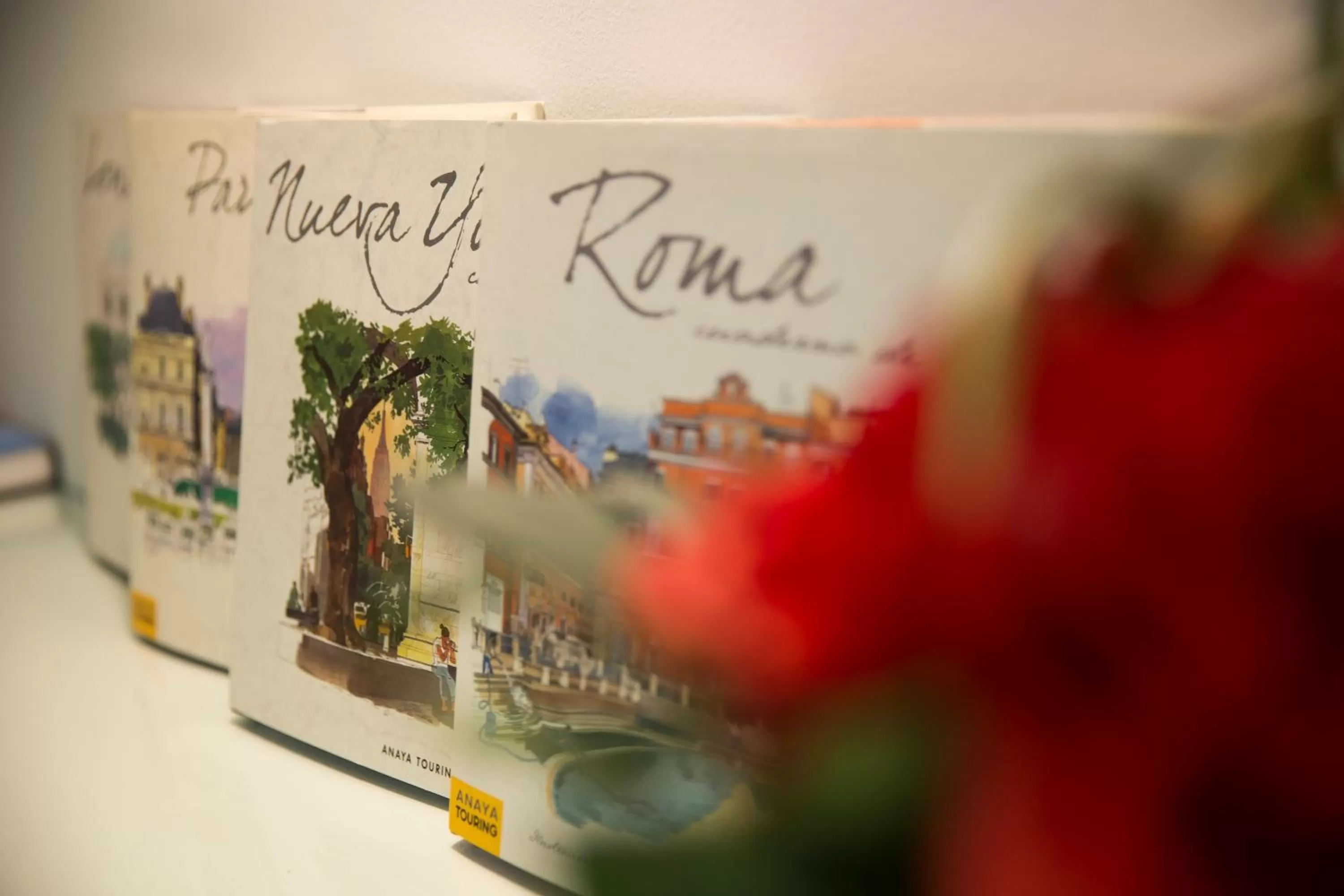 Communal lounge/ TV room in Le Petit Boutique Hotel