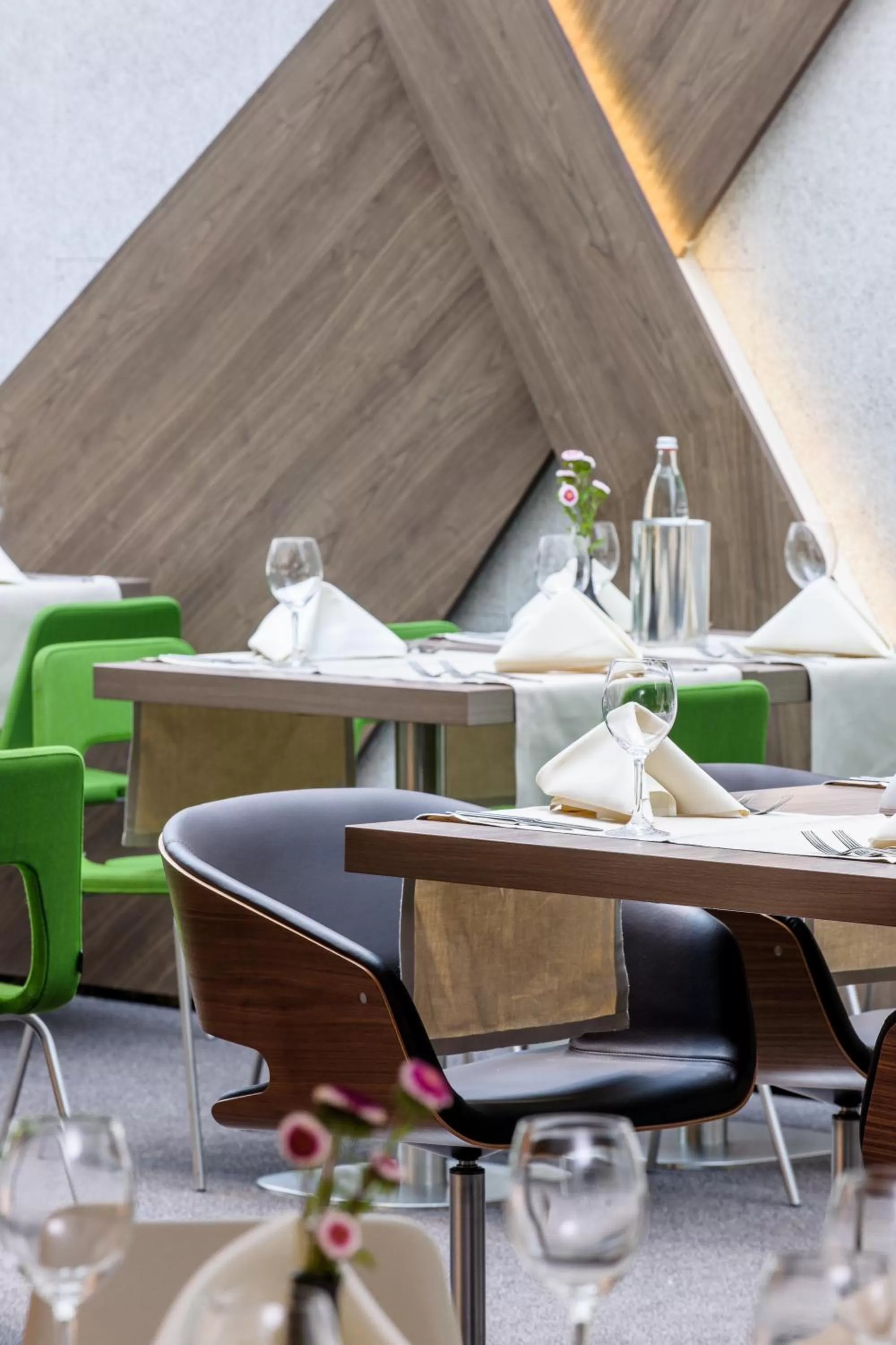 Restaurant/places to eat in Novotel Hannover