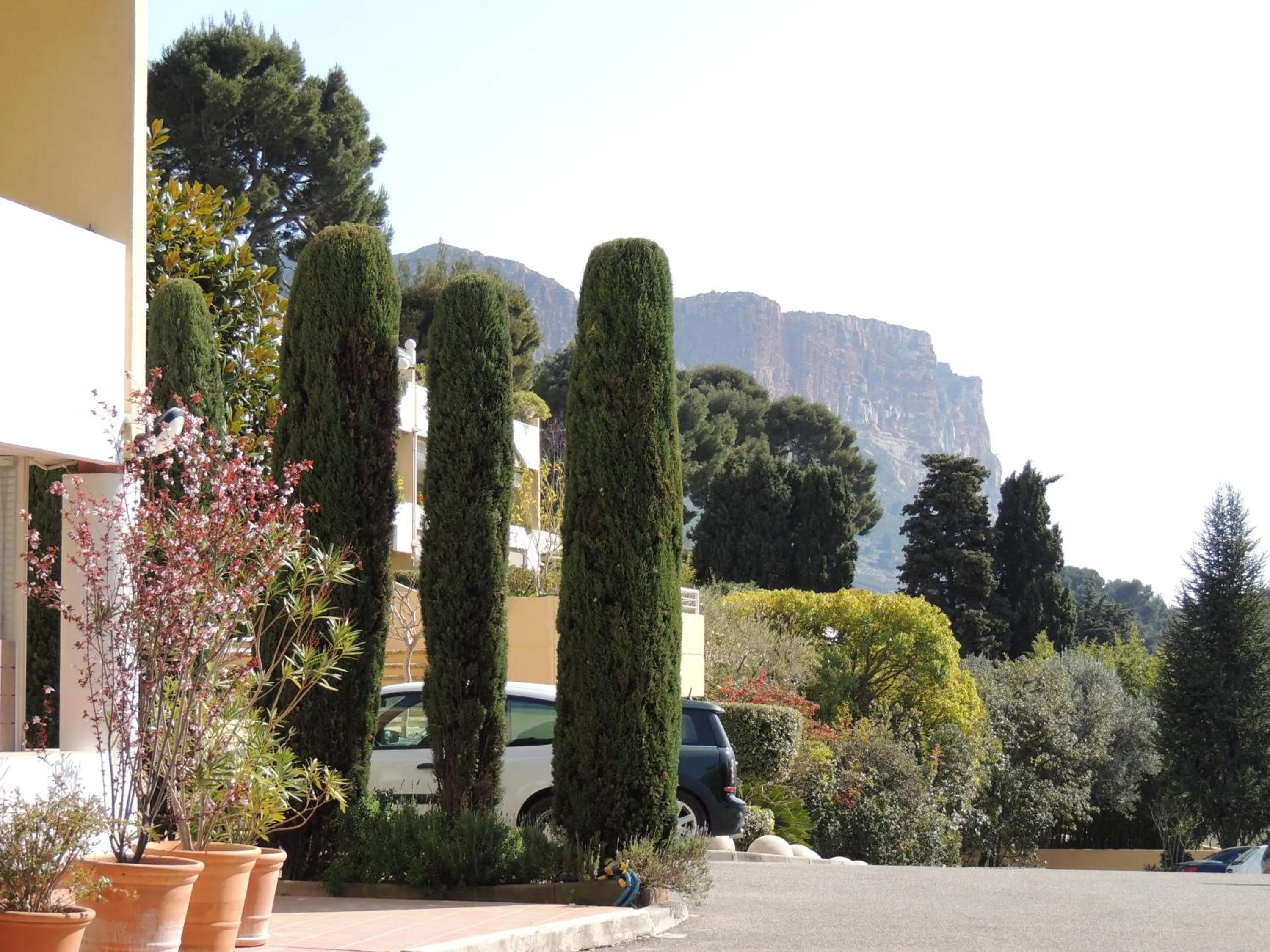 Facade/entrance in Royal Cottage Pamela Hotel Cassis