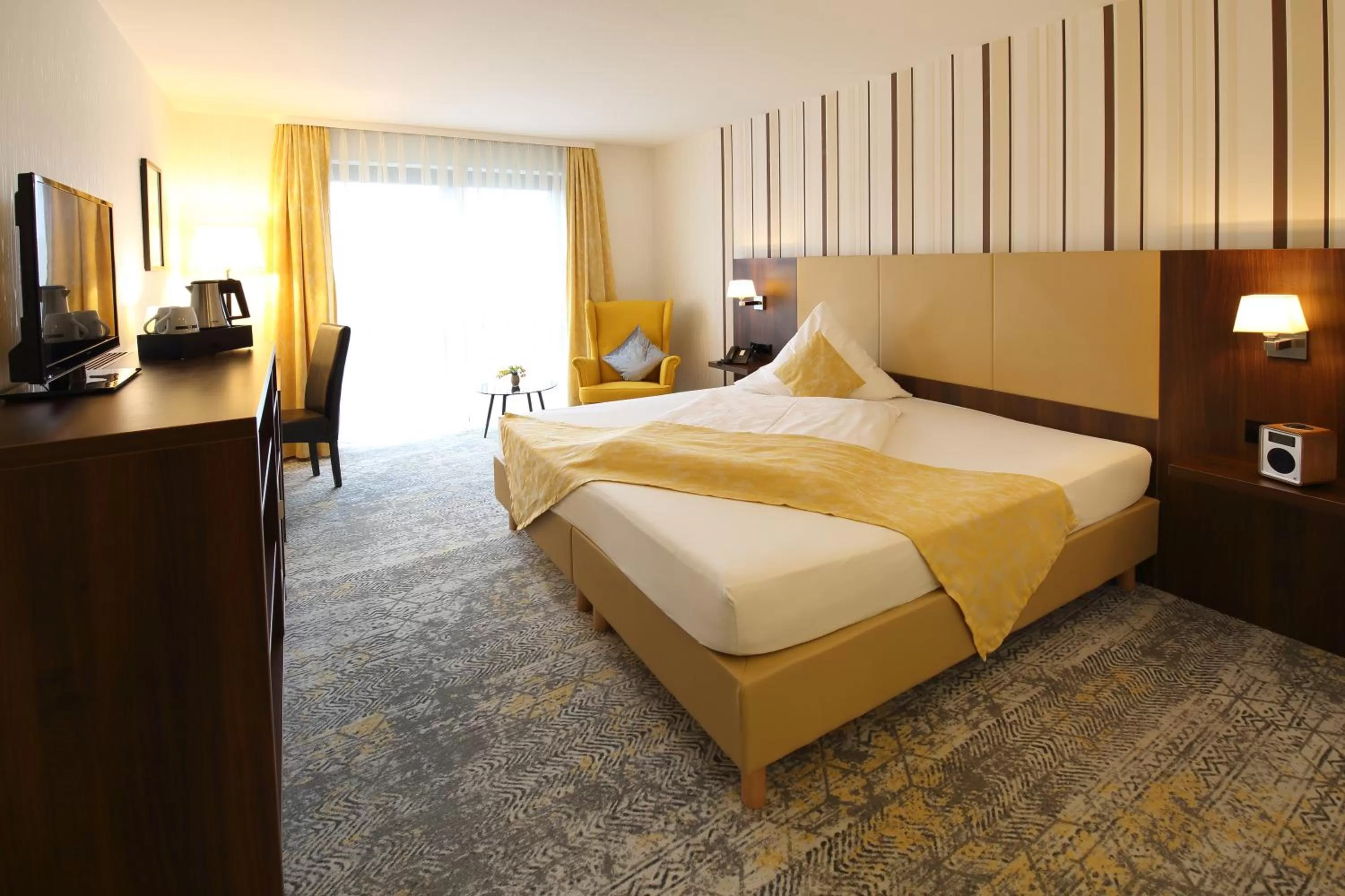 Photo of the whole room, Bed in Lobinger-Parkhotel