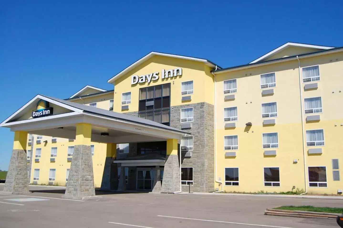 Days Inn by Wyndham Grande Prairie Days Inn by Wyndham Grande Prairie