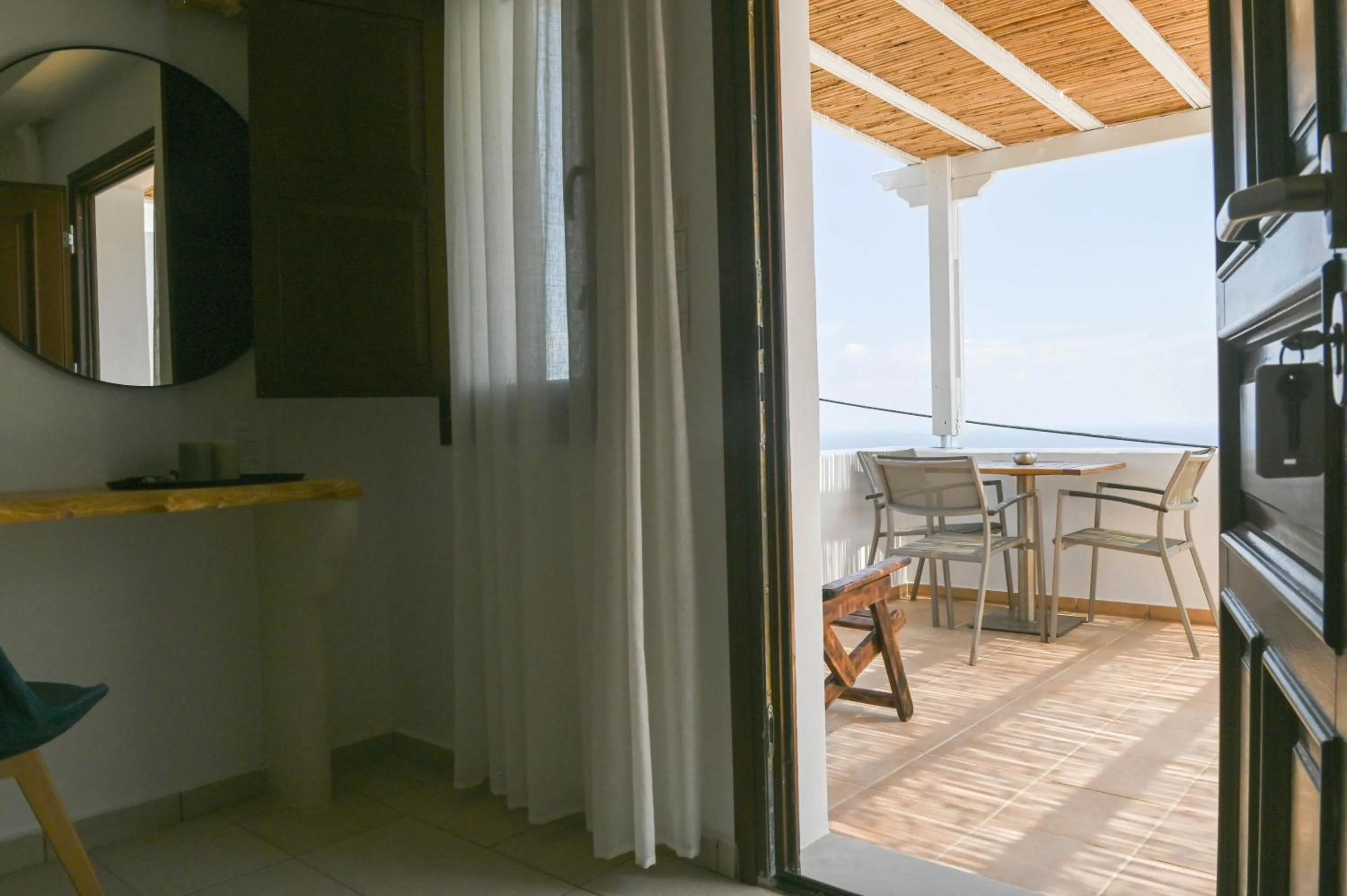 Balcony/Terrace in Amerisa Suites & Villa