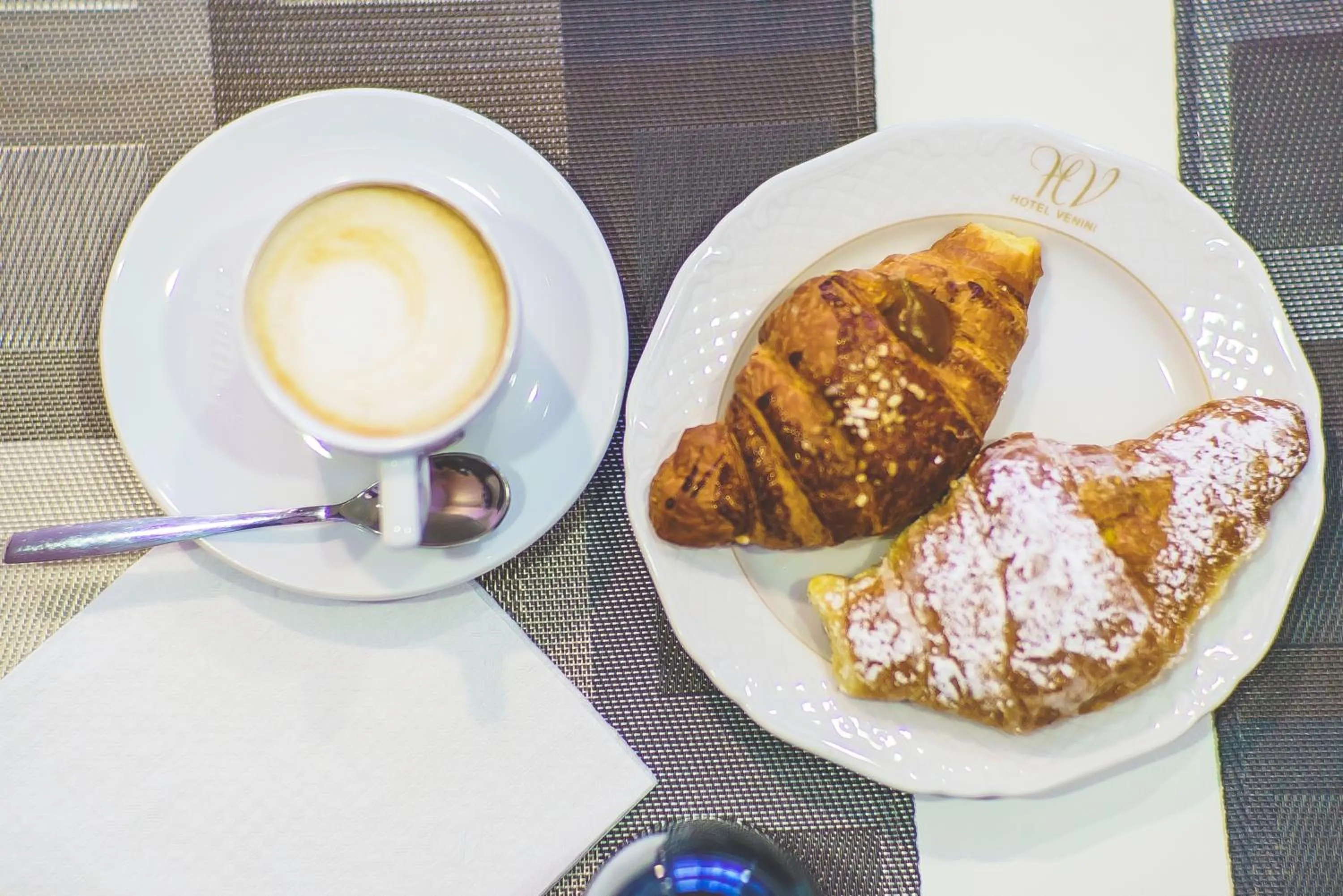 Breakfast in Hotel Venini