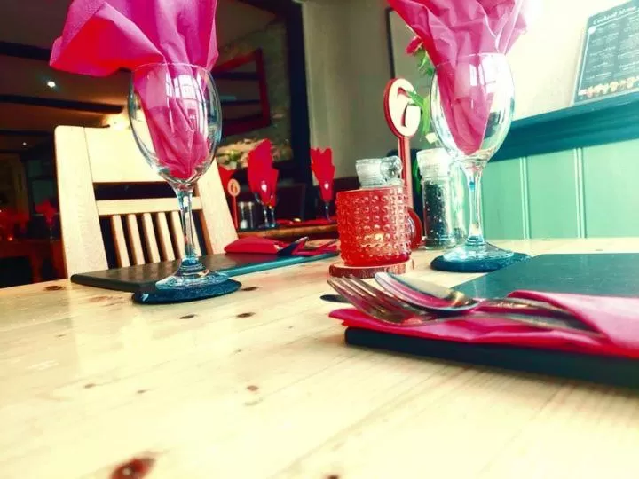 Restaurant/places to eat in The Black Lion Royal Hotel