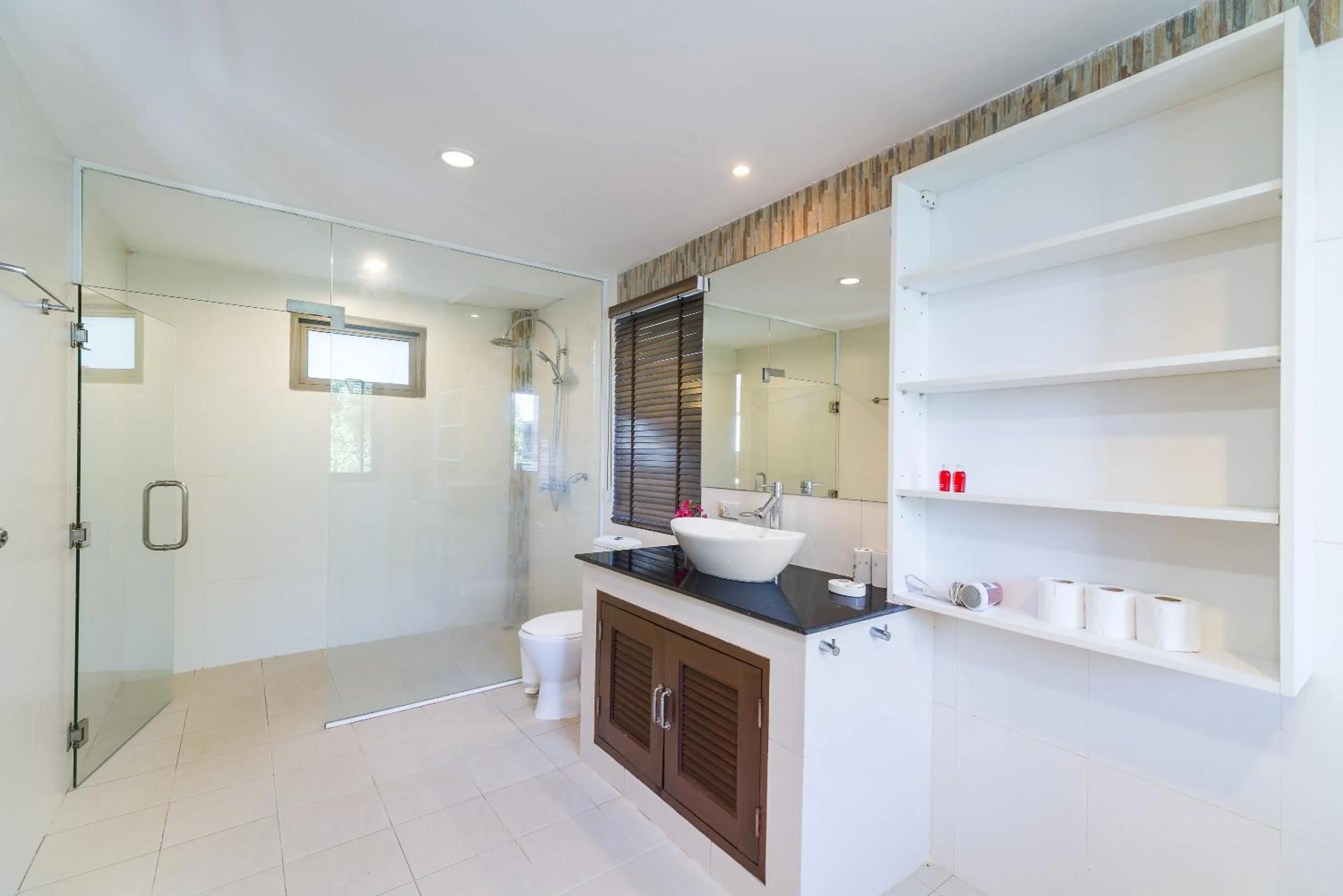 Tropical Sea View Residence