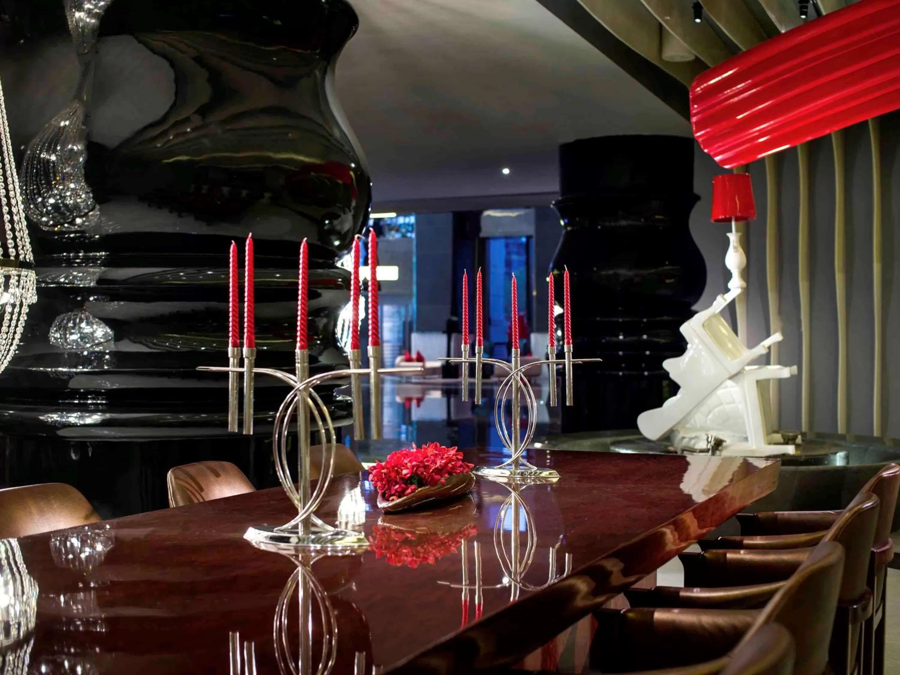 Lounge or bar in Sofitel Kunming