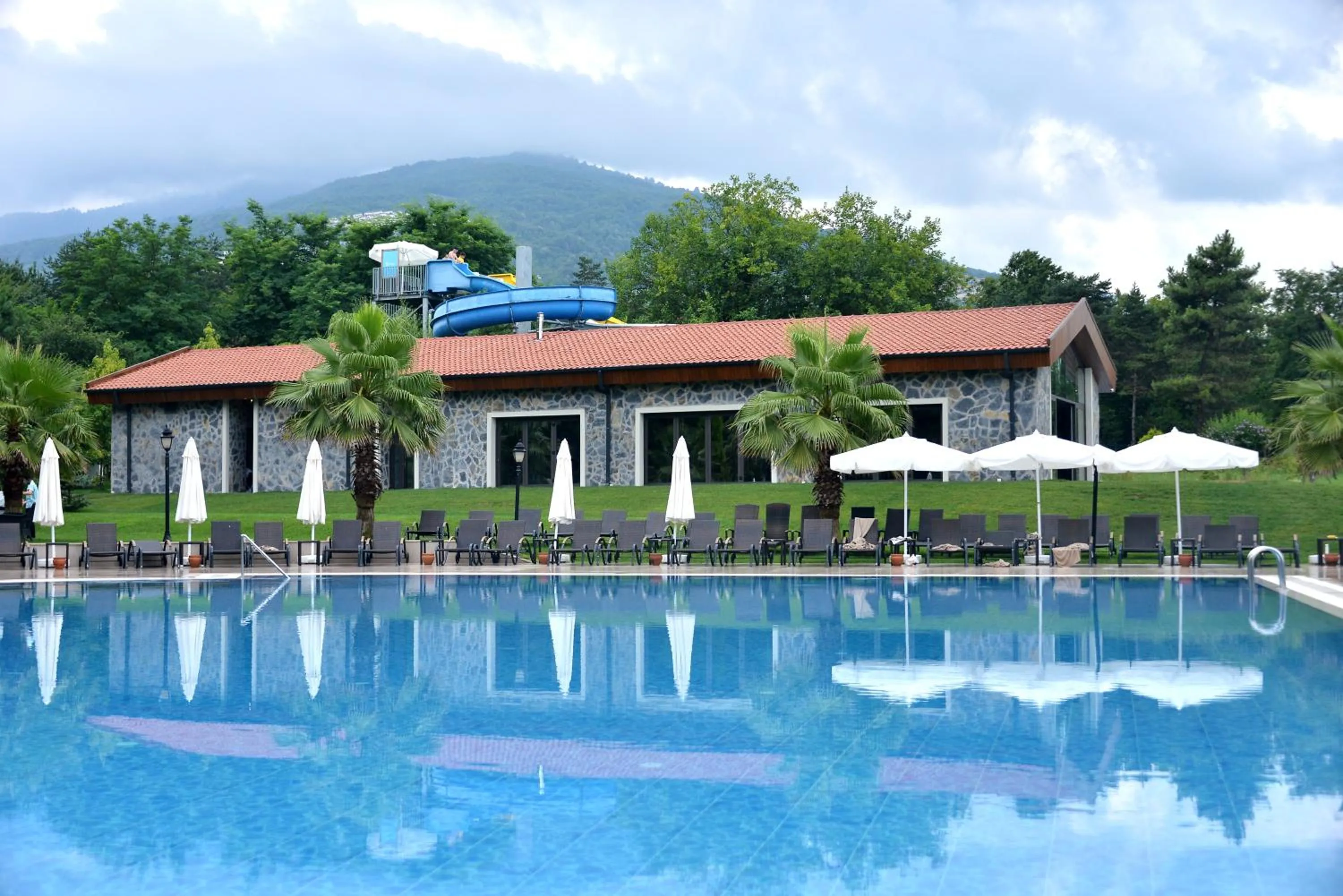 Swimming pool in NG Sapanca Wellness & Convention