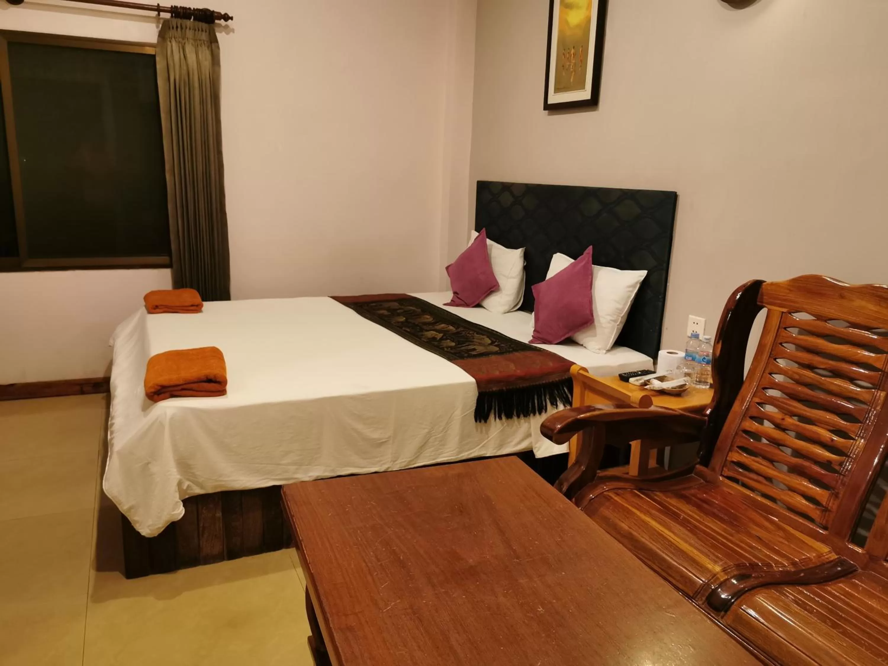 Communal lounge/ TV room, Bed in Apex Koh Kong Hotel