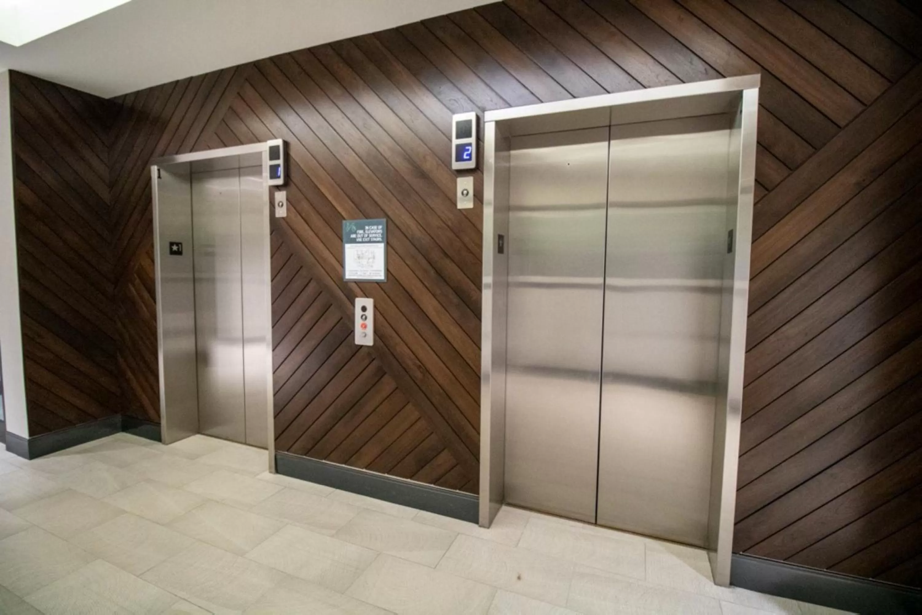 Lobby or reception in Holiday Inn Grand Rapids Downtown by IHG