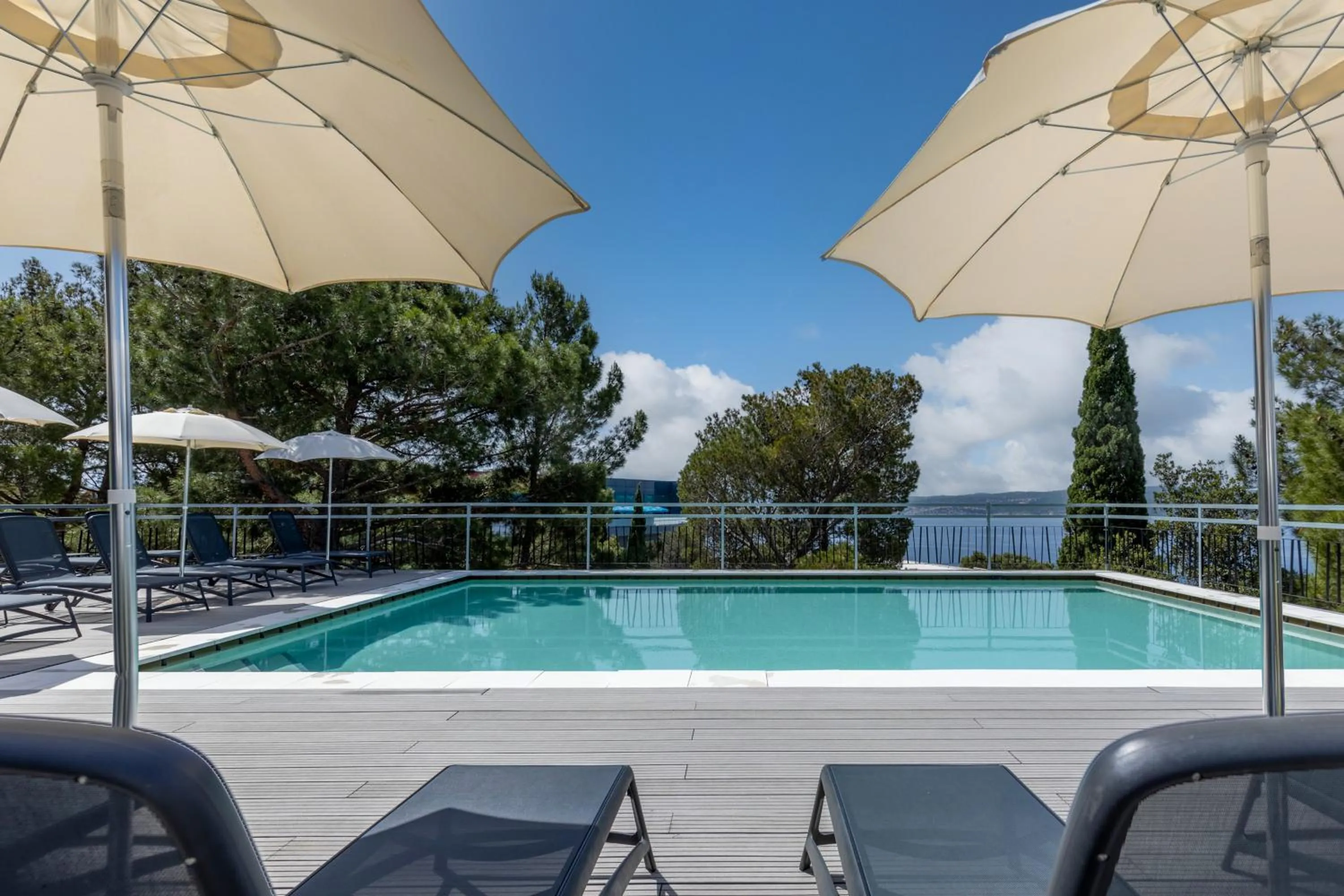 Swimming pool in Hotel Ad Turres