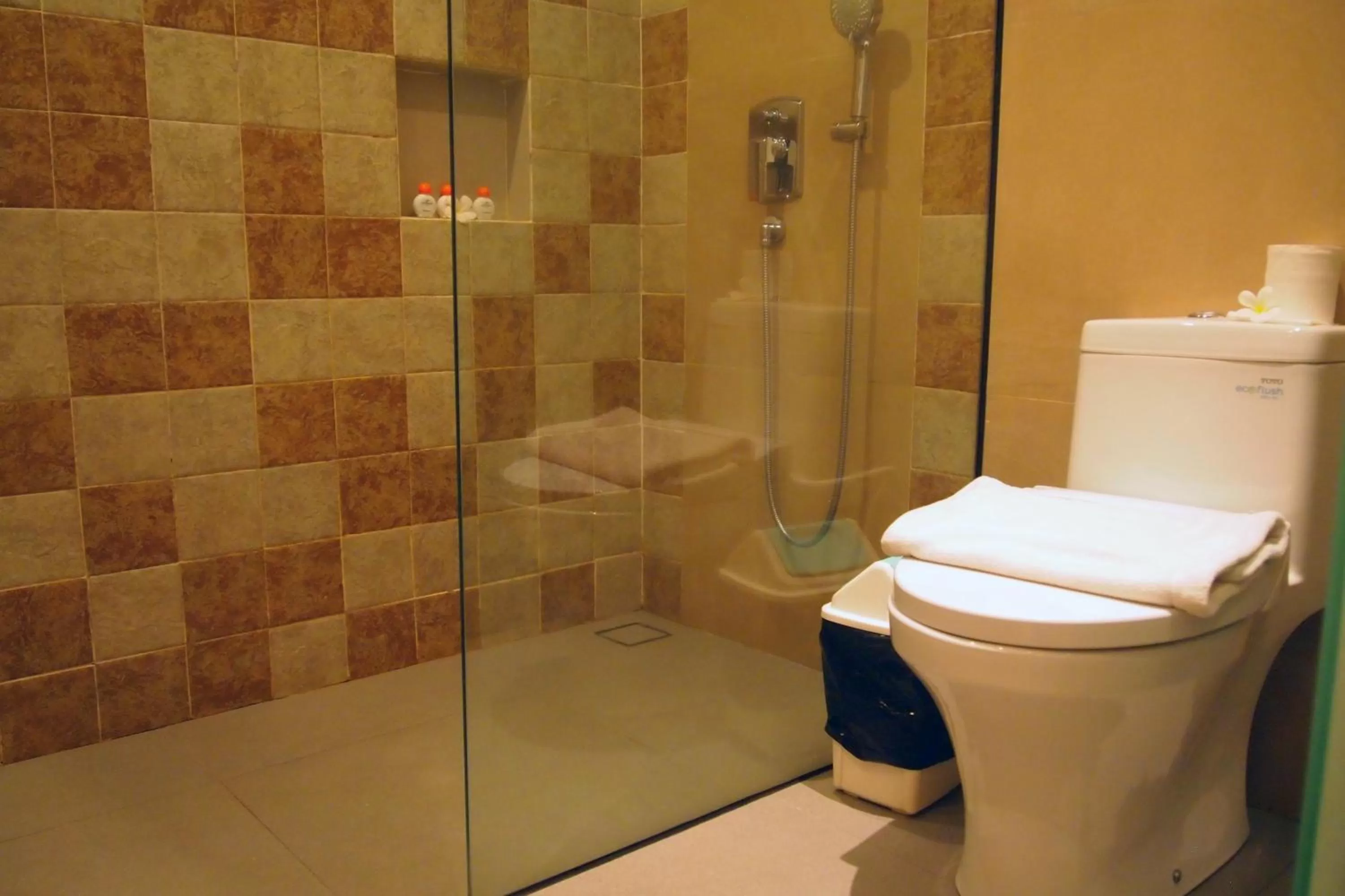 Bathroom in Yulia Village Inn Ubud