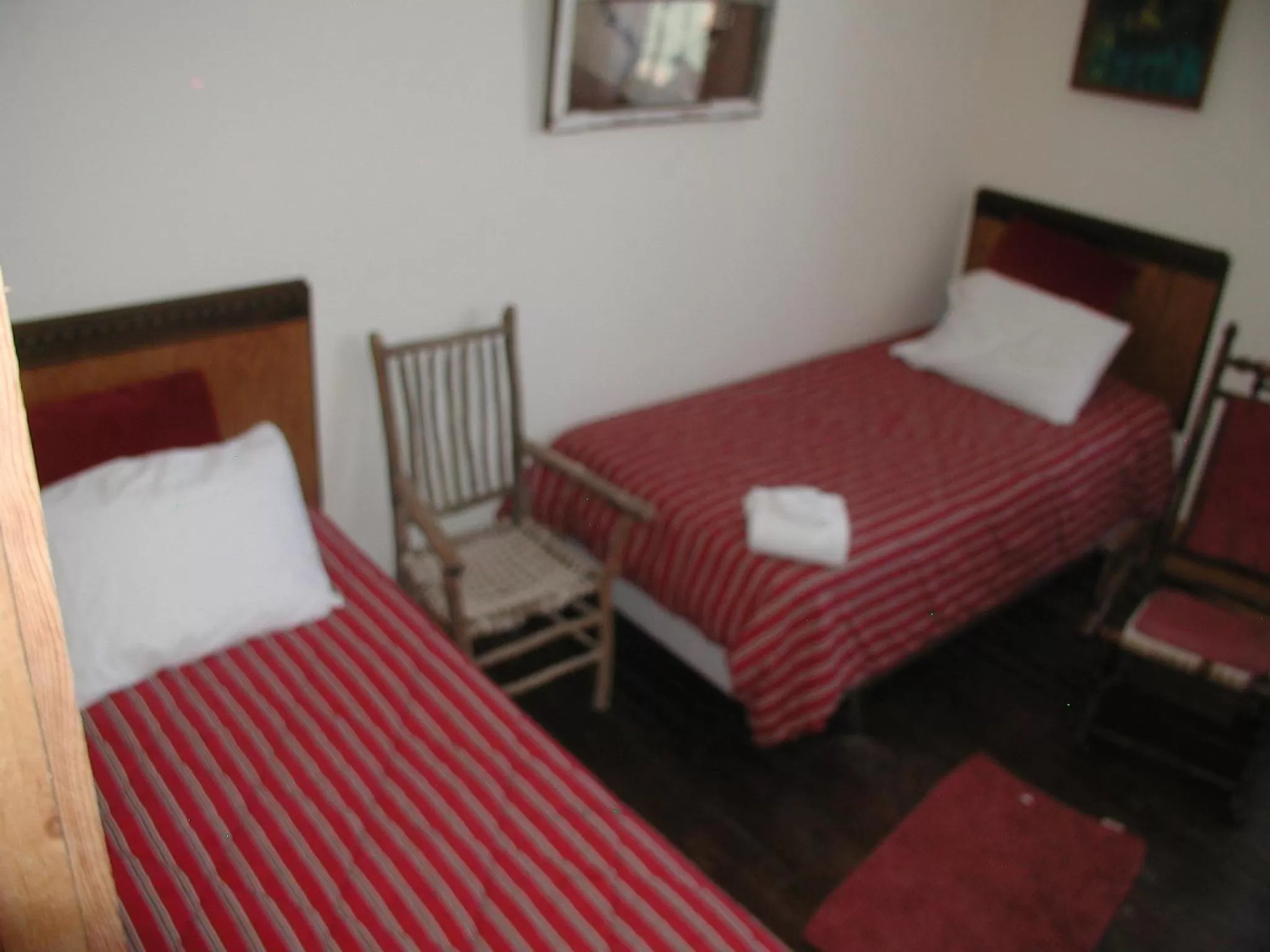 Standard Twin Room with Shared Bathroom in Grand Canyon Hotel