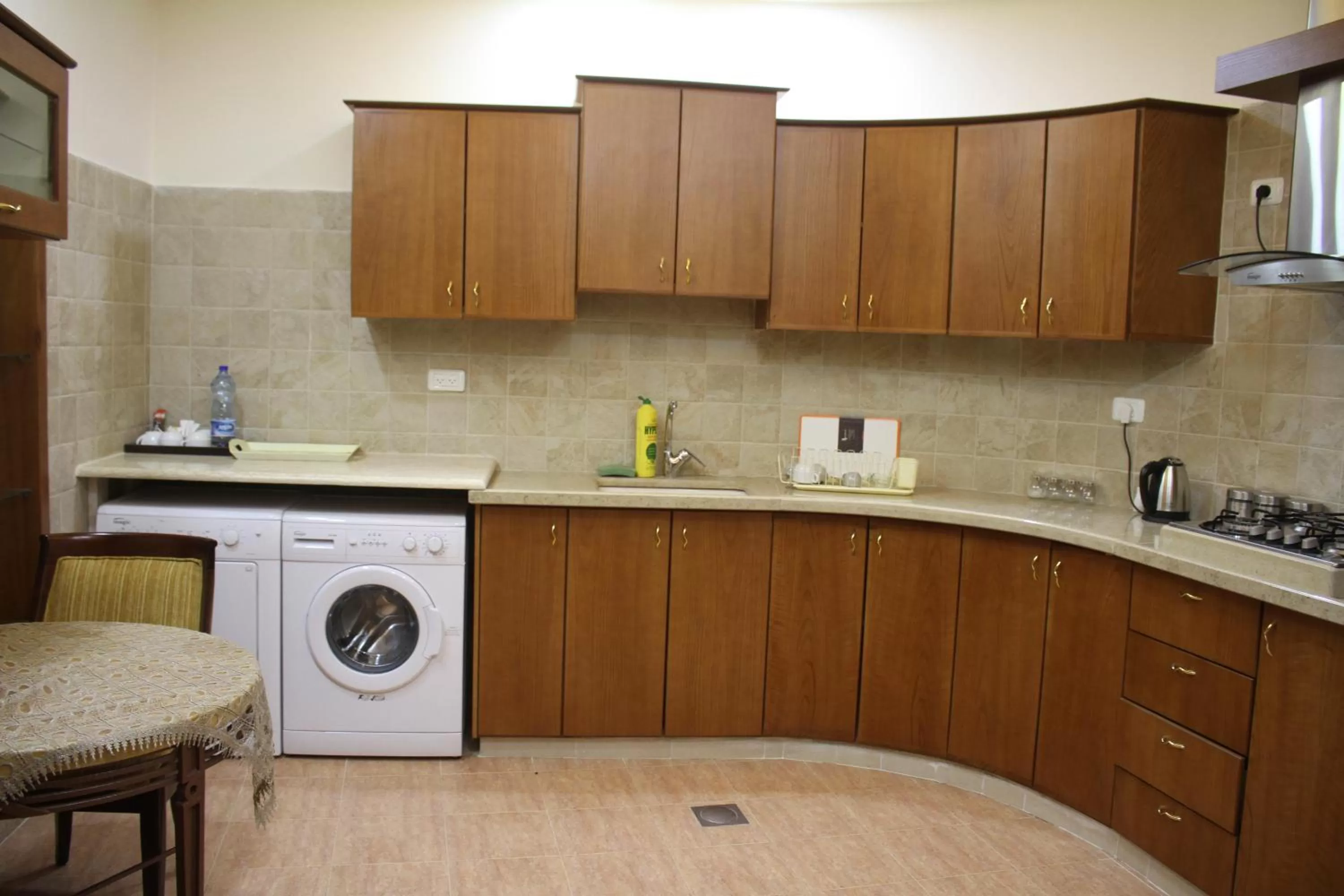 Kitchen or kitchenette, Kitchen/Kitchenette in Saleem Afandi Hotel