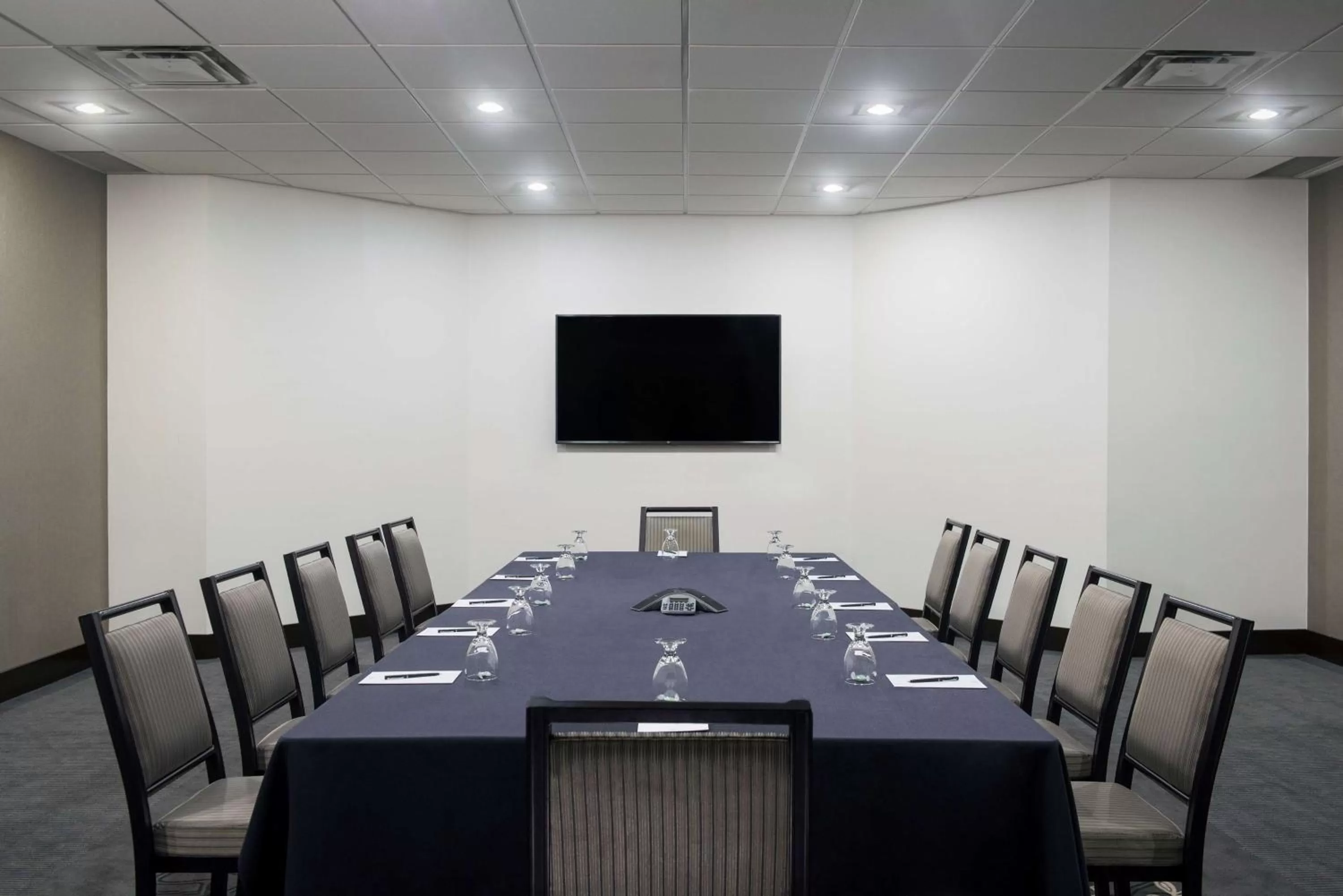 Meeting/conference room in Hilton Suites Toronto-Markham Conference Centre & Spa