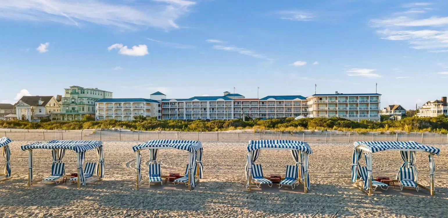 La Mer Beachfront Resort