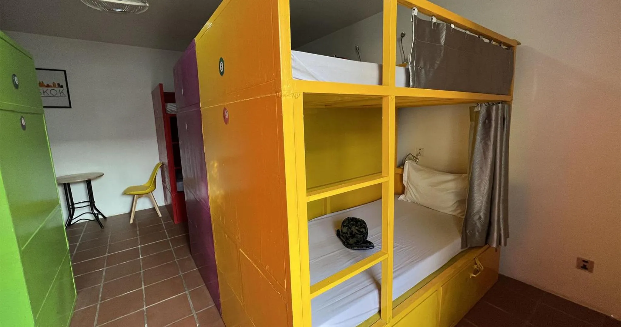 Guests, Bed in The Funky Village