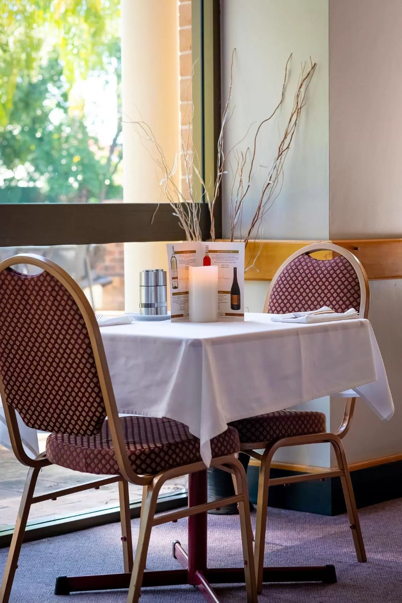 Restaurant/places to eat in Charbonnier Motor Inn