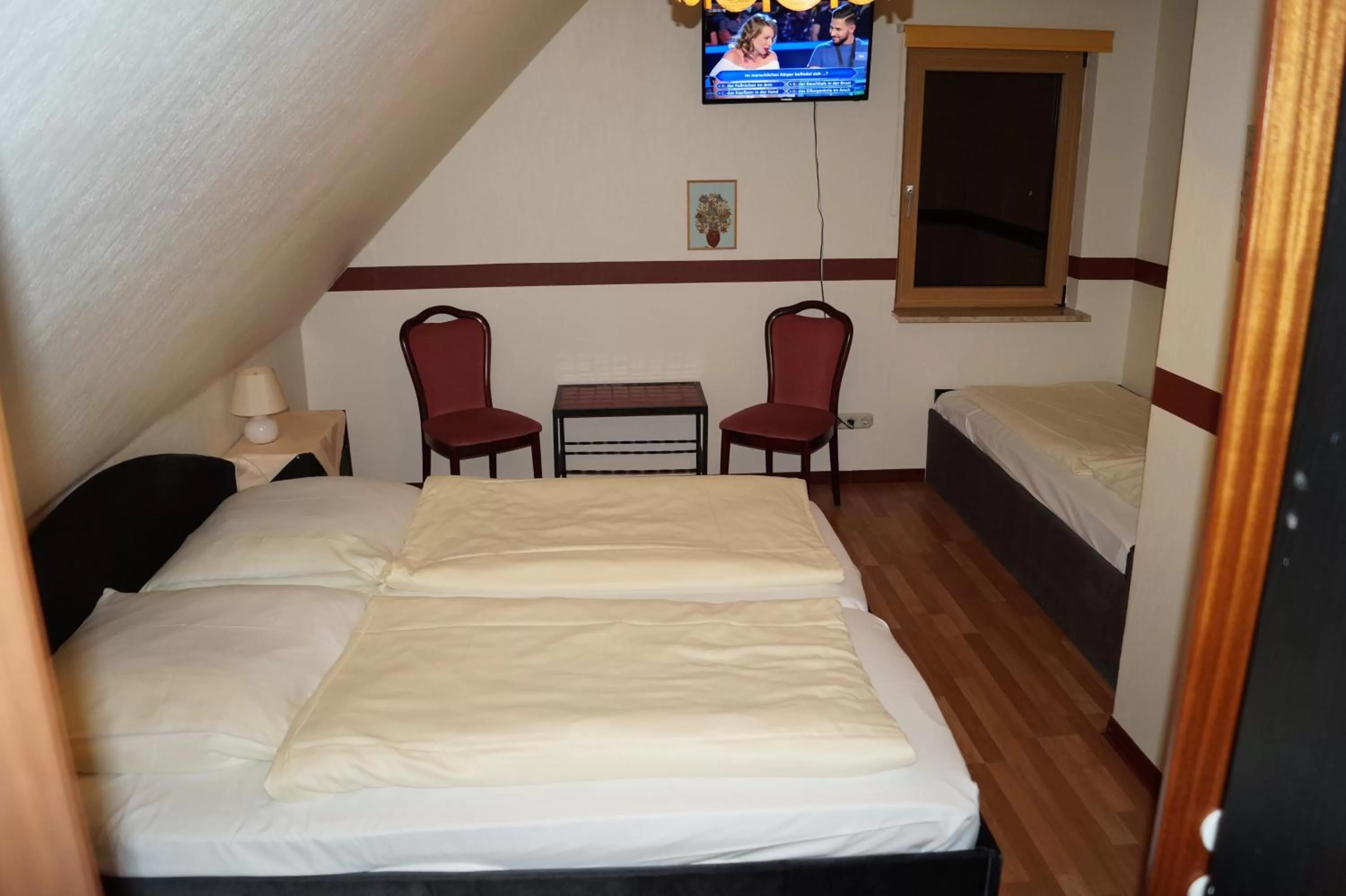 Bedroom, Bed in La Fontana