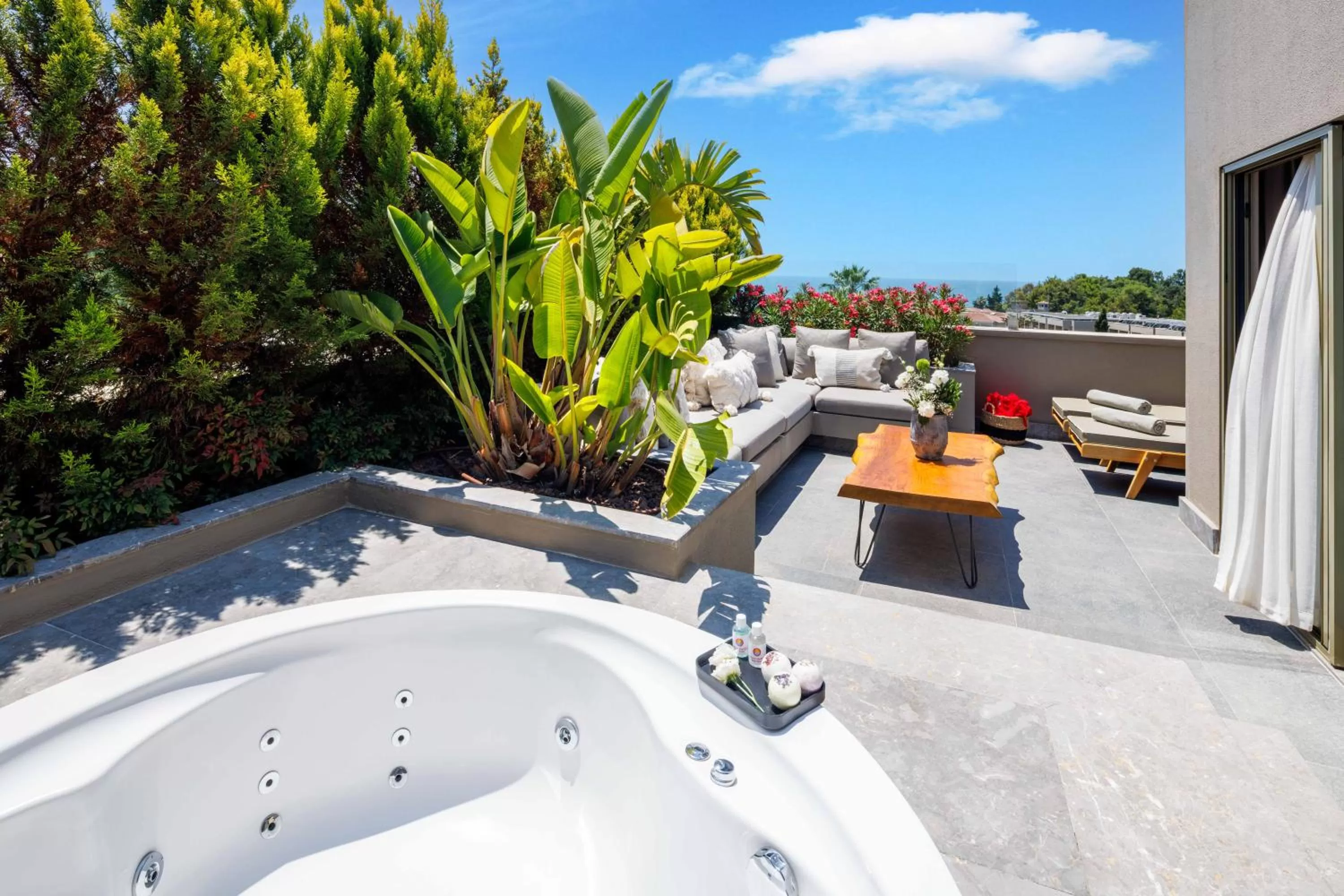 Hot Tub in Barut Hemera - Ultra All Inclusive