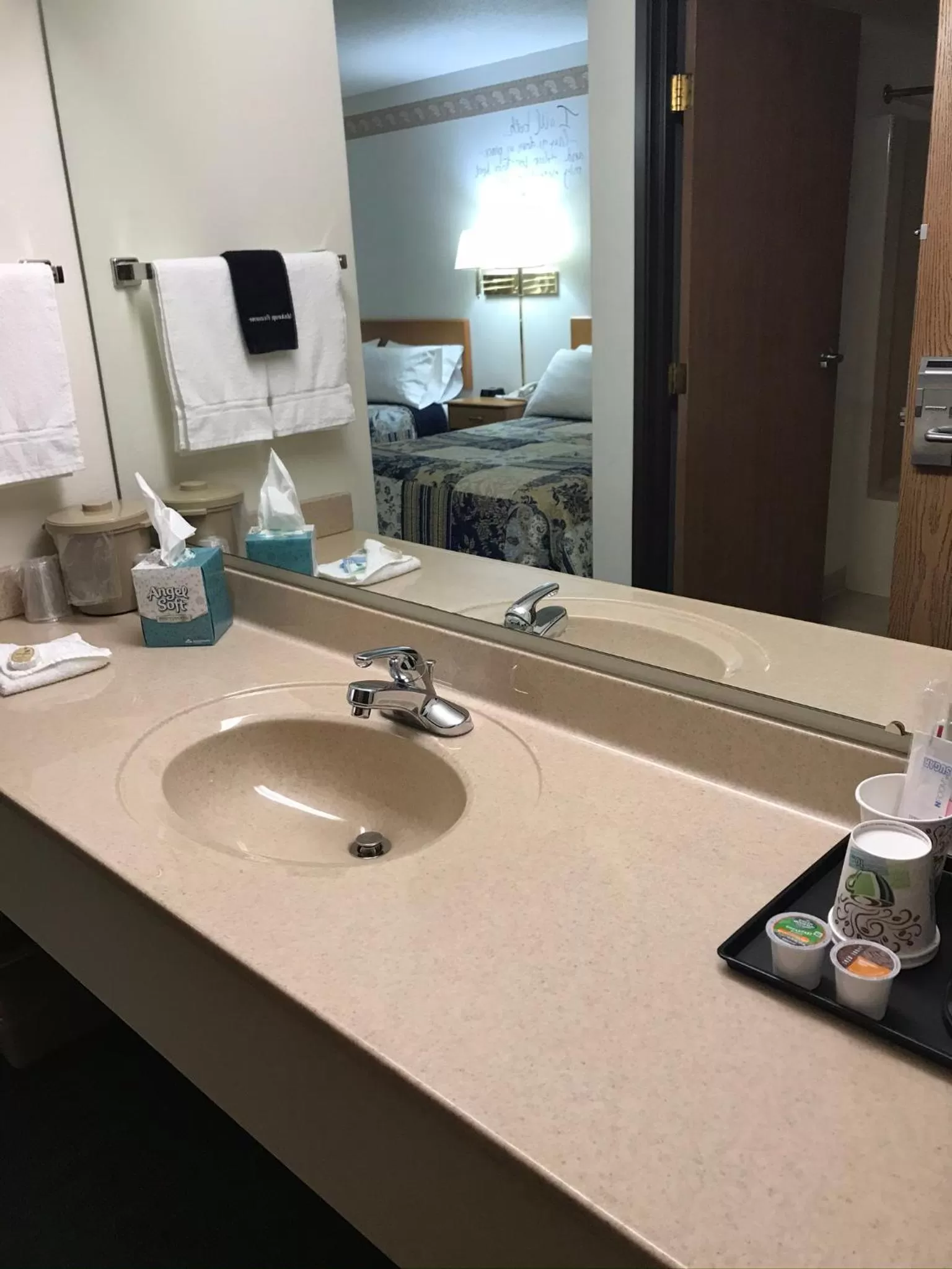 Bathroom in Dutch Country Inn