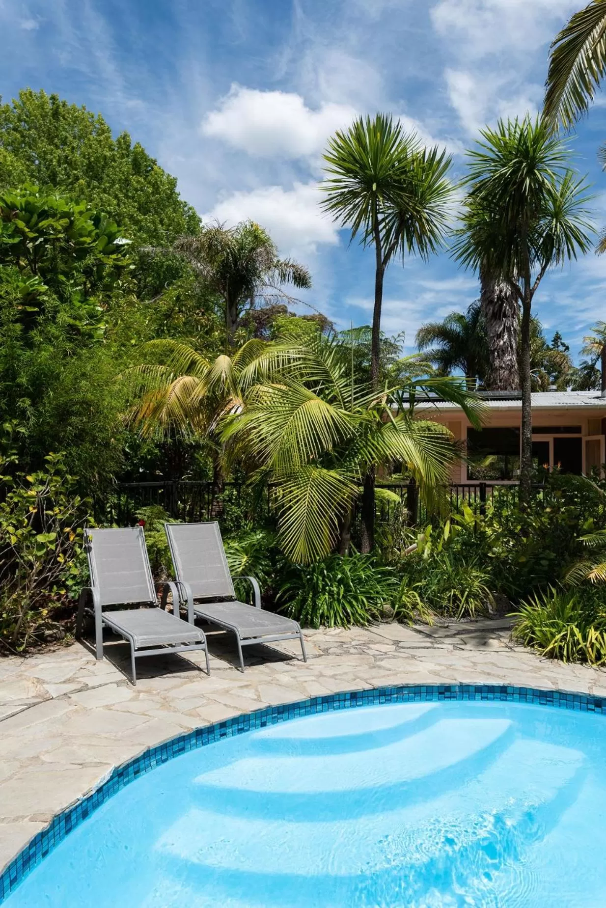 Swimming Pool in Pāteke Lodge