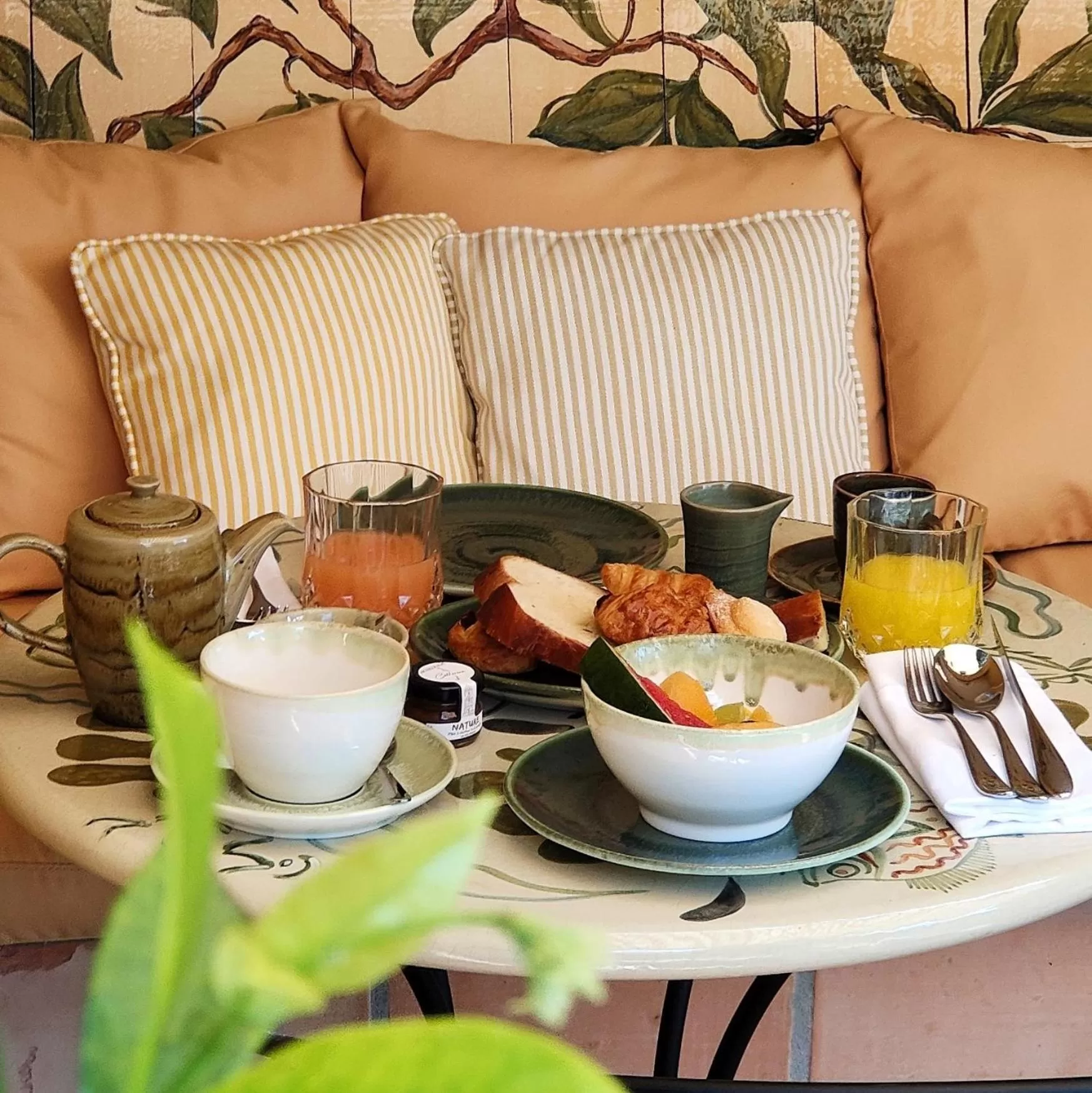 Breakfast in Hôtel La Pérouse Nice Baie des Anges