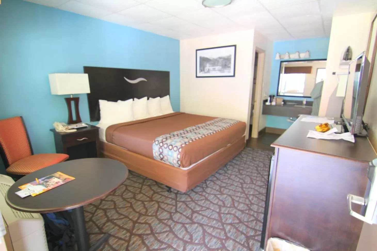 King Room in Blue Ridge Inn