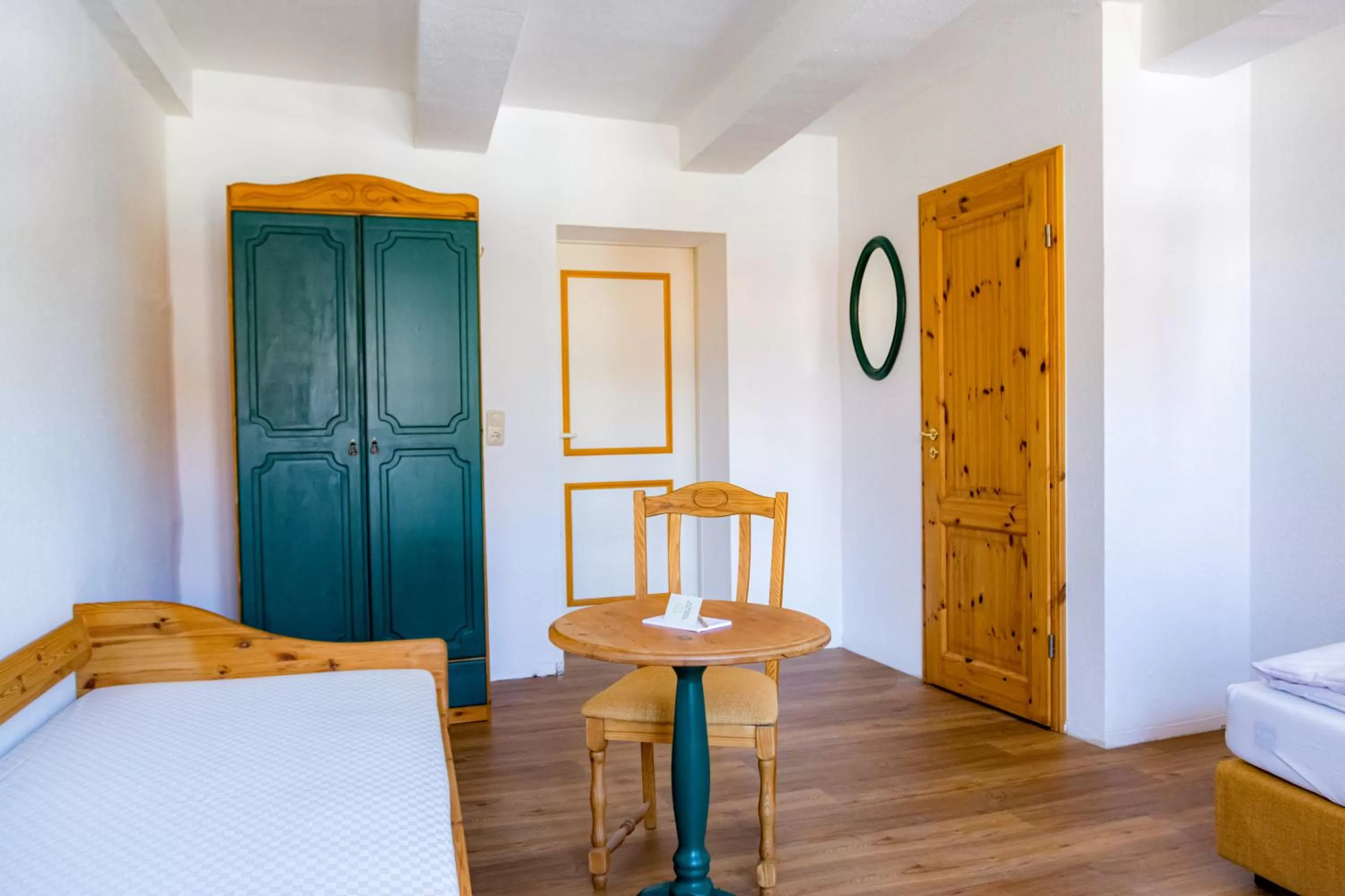 Photo of the whole room, Bed in Hotel & Restaurant Brauner Hirsch Osterwieck