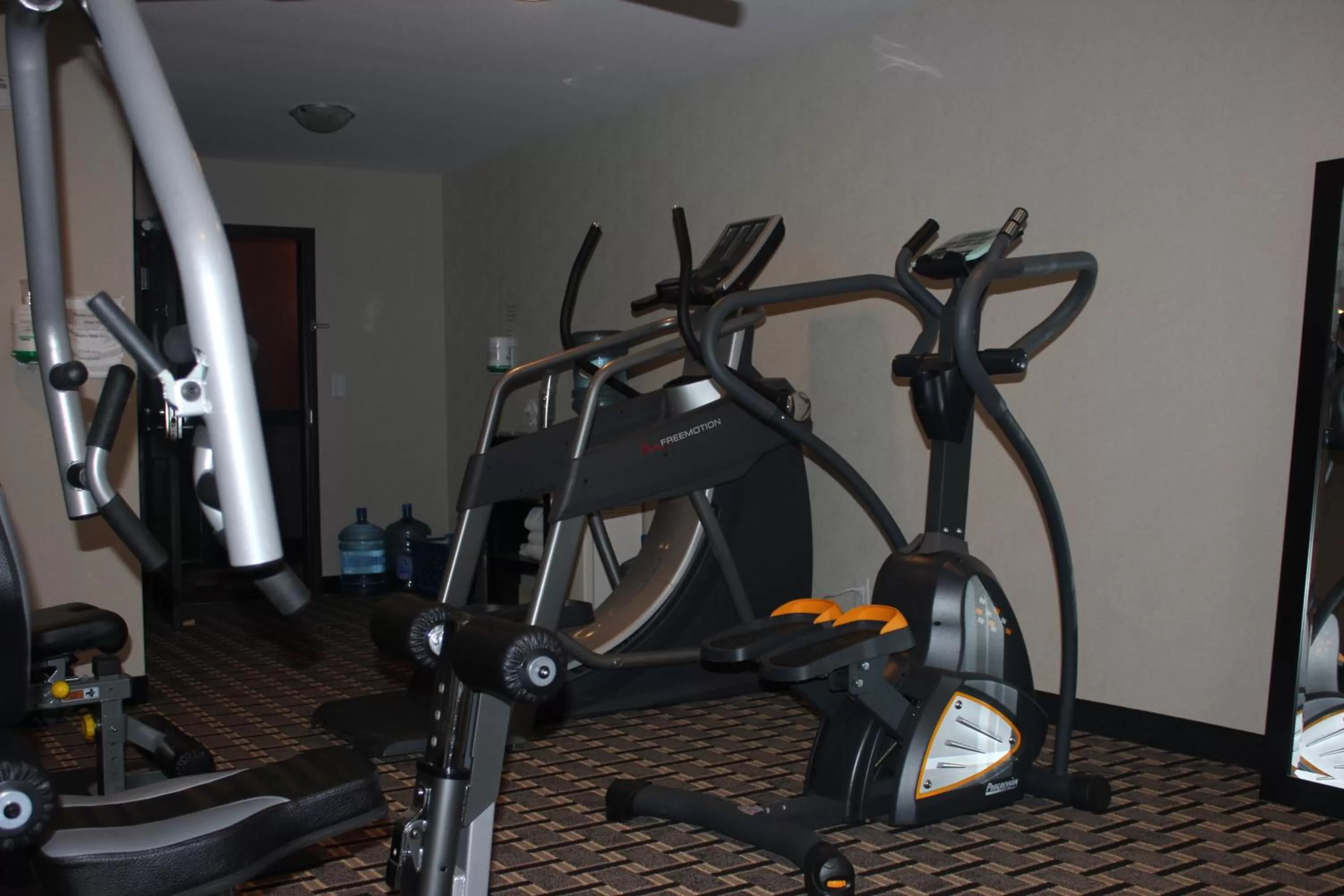 Fitness centre/facilities in Western Star Inn & Suites Esterhazy