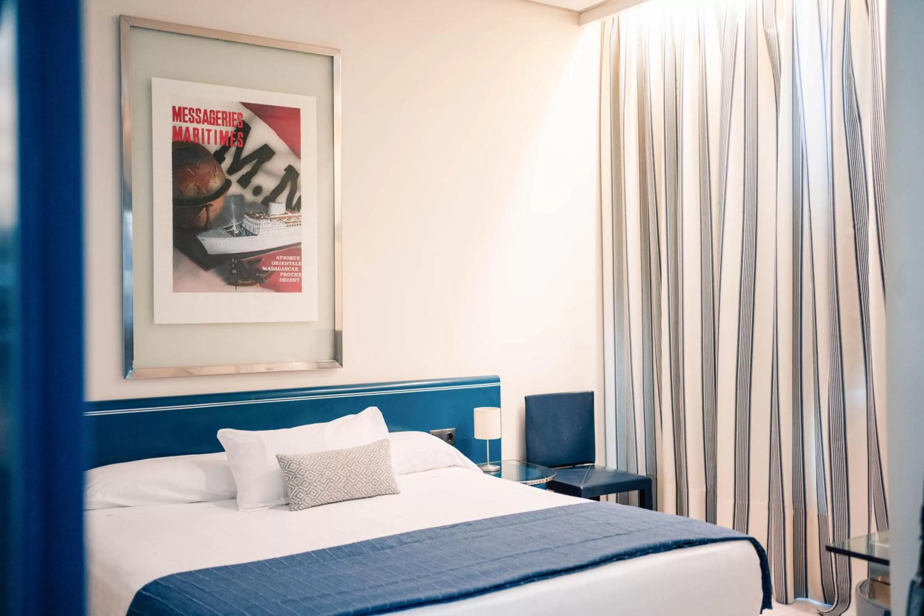 Bed in Hotel Puerto Sherry