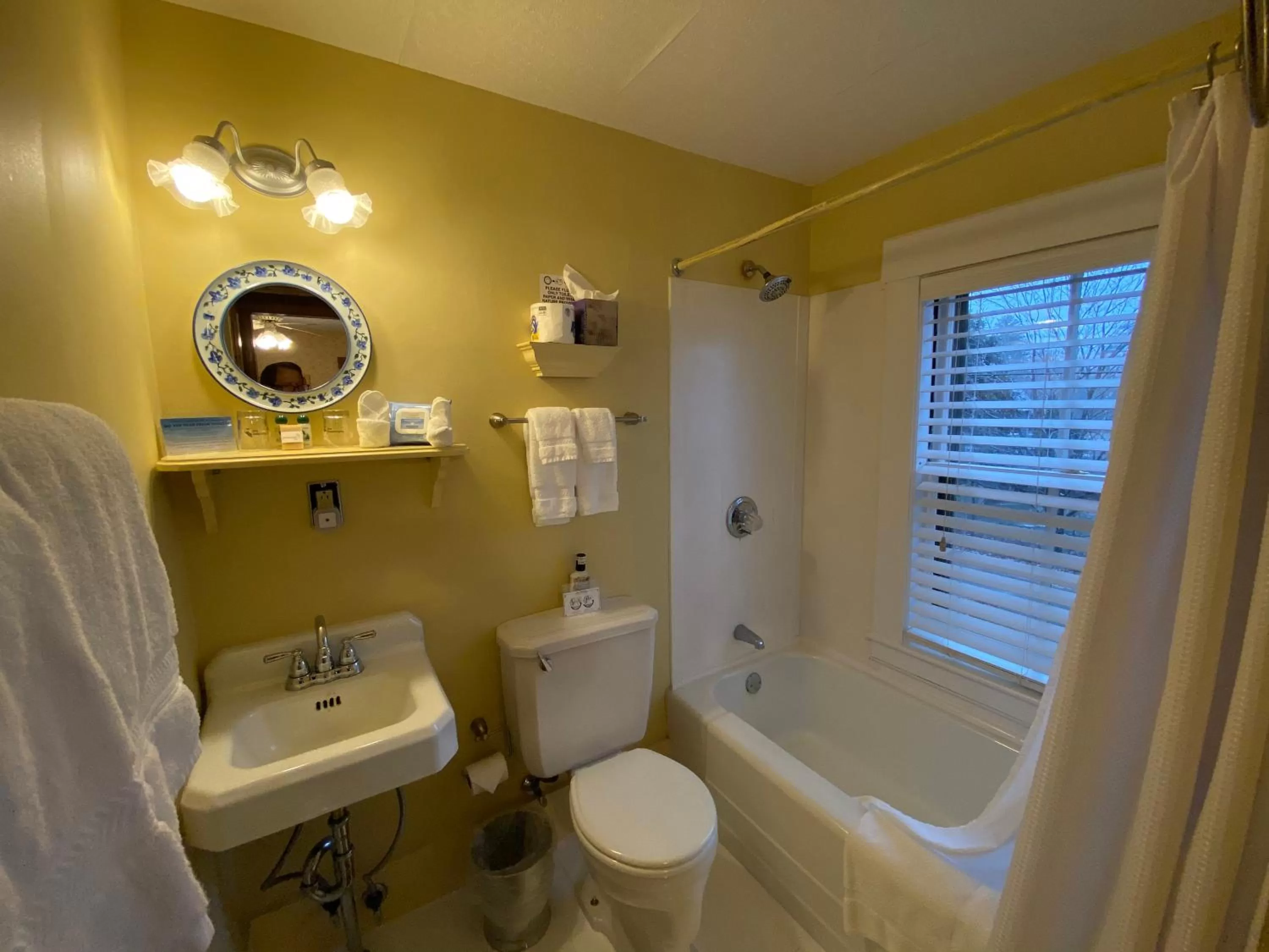 Bathroom in Follansbee Inn