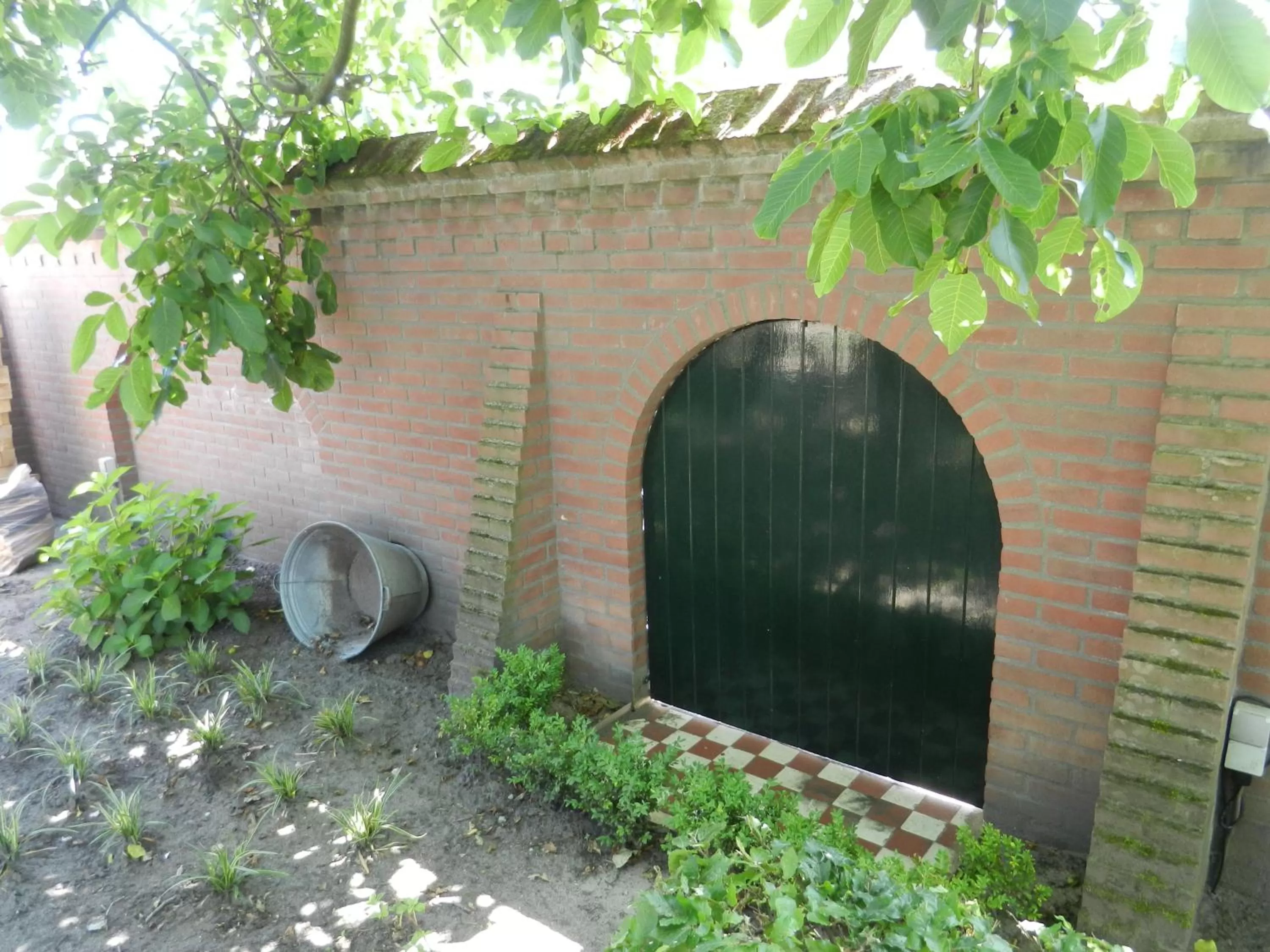 Garden view in Bed&Breakfast ons Oda