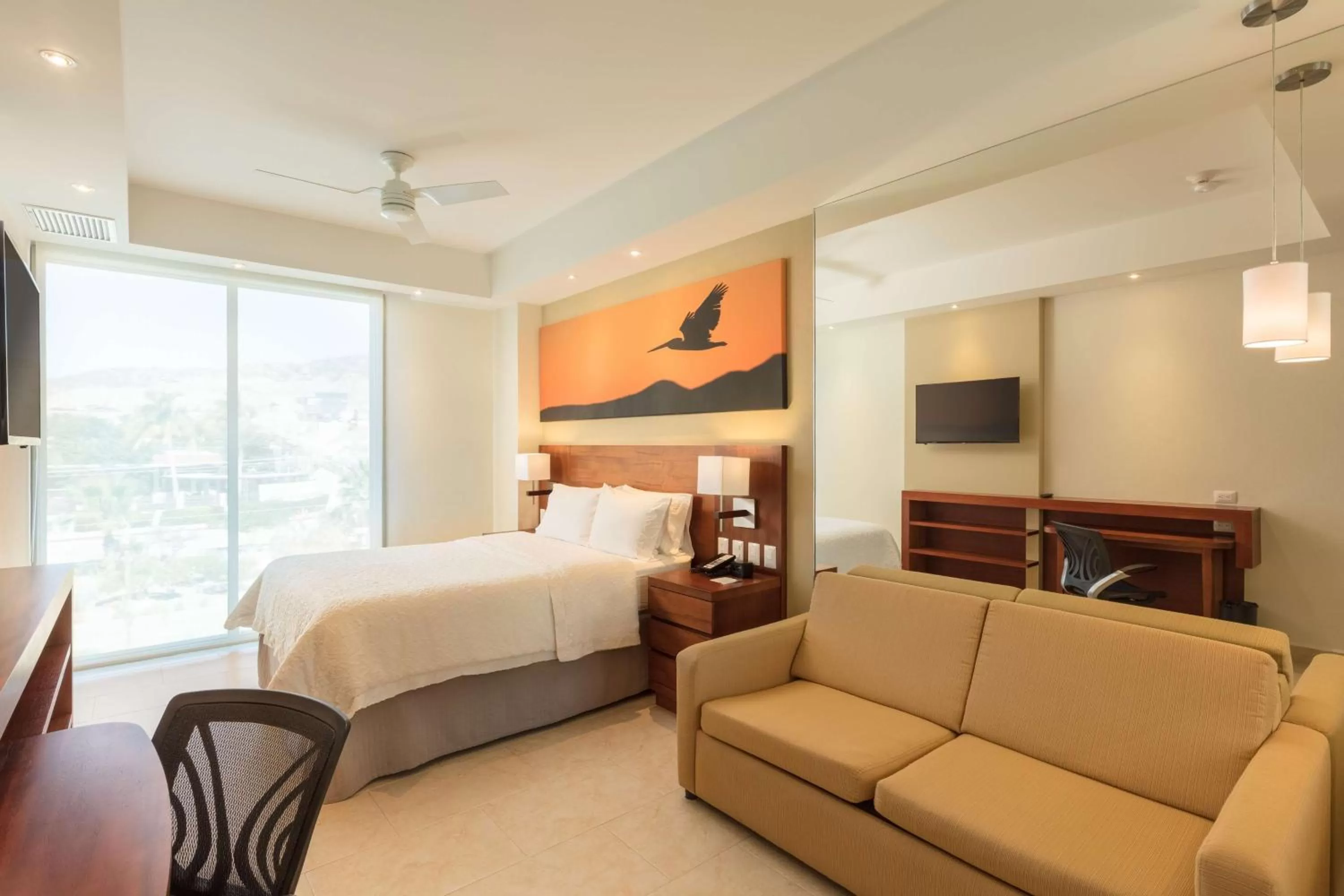 Bedroom, Bed in Hampton Inn & Suites by Hilton Los Cabos