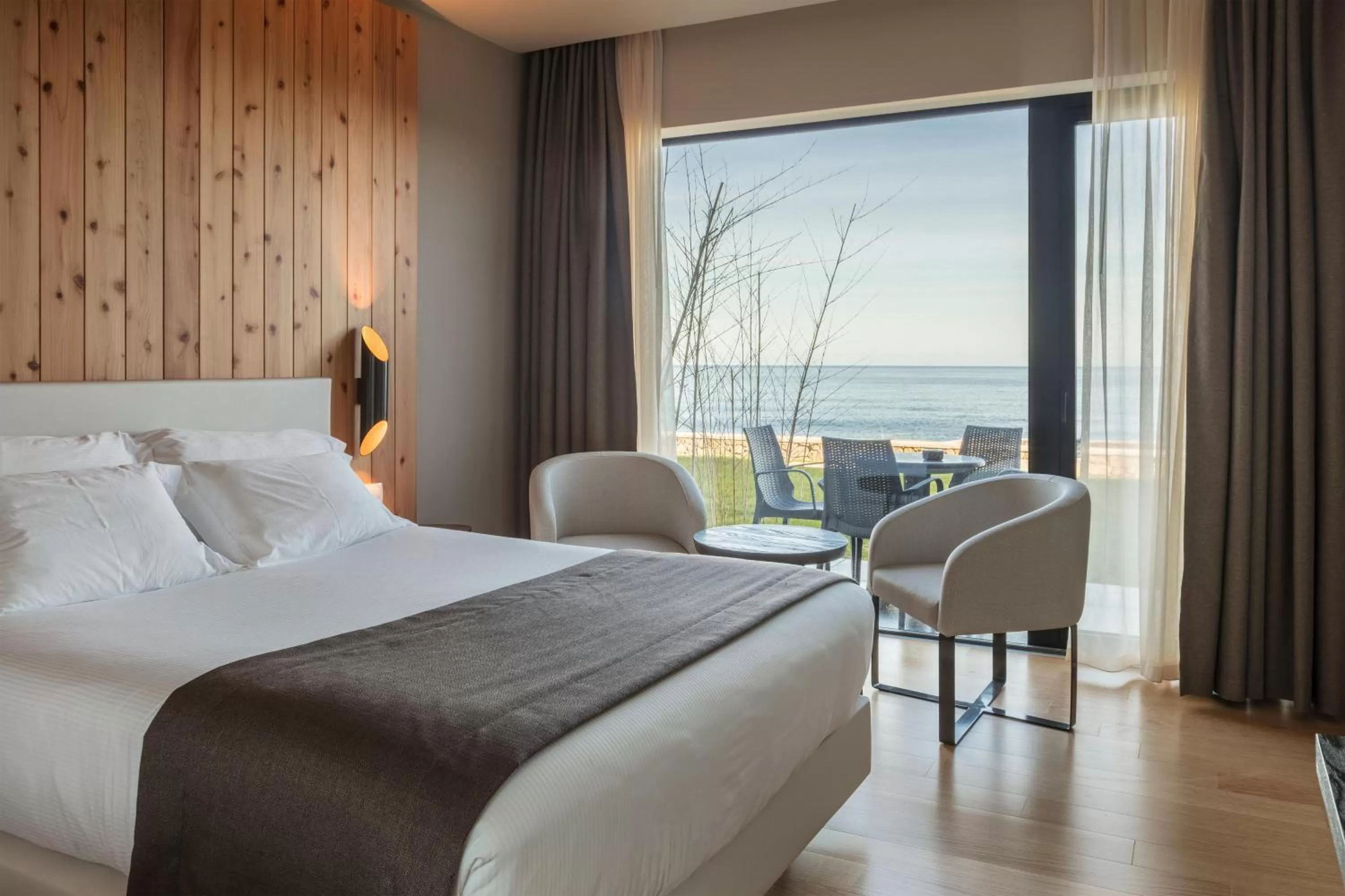 Double Room with Sea View in Pedras do Mar Resort & Spa