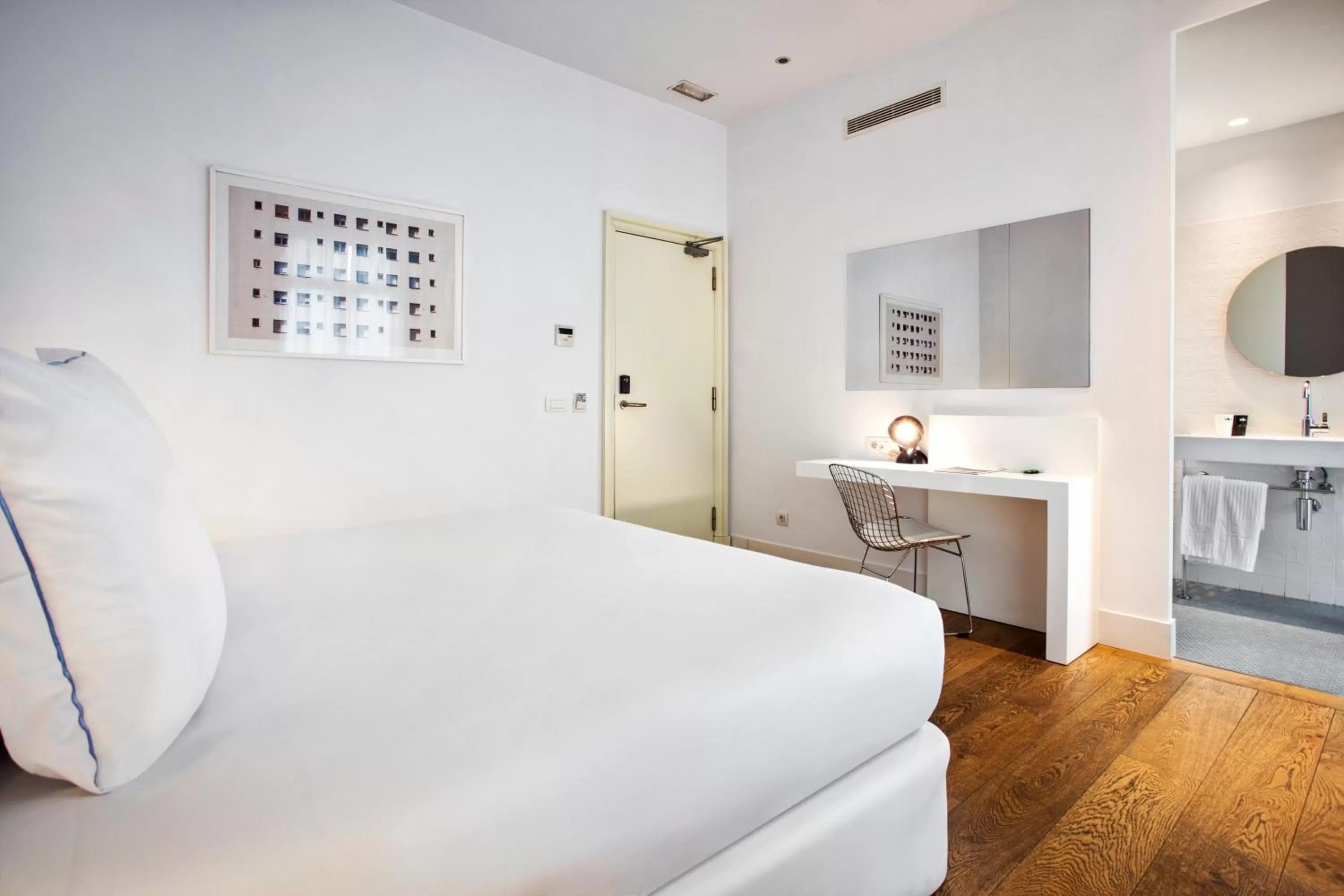 Bed in One Shot Prado