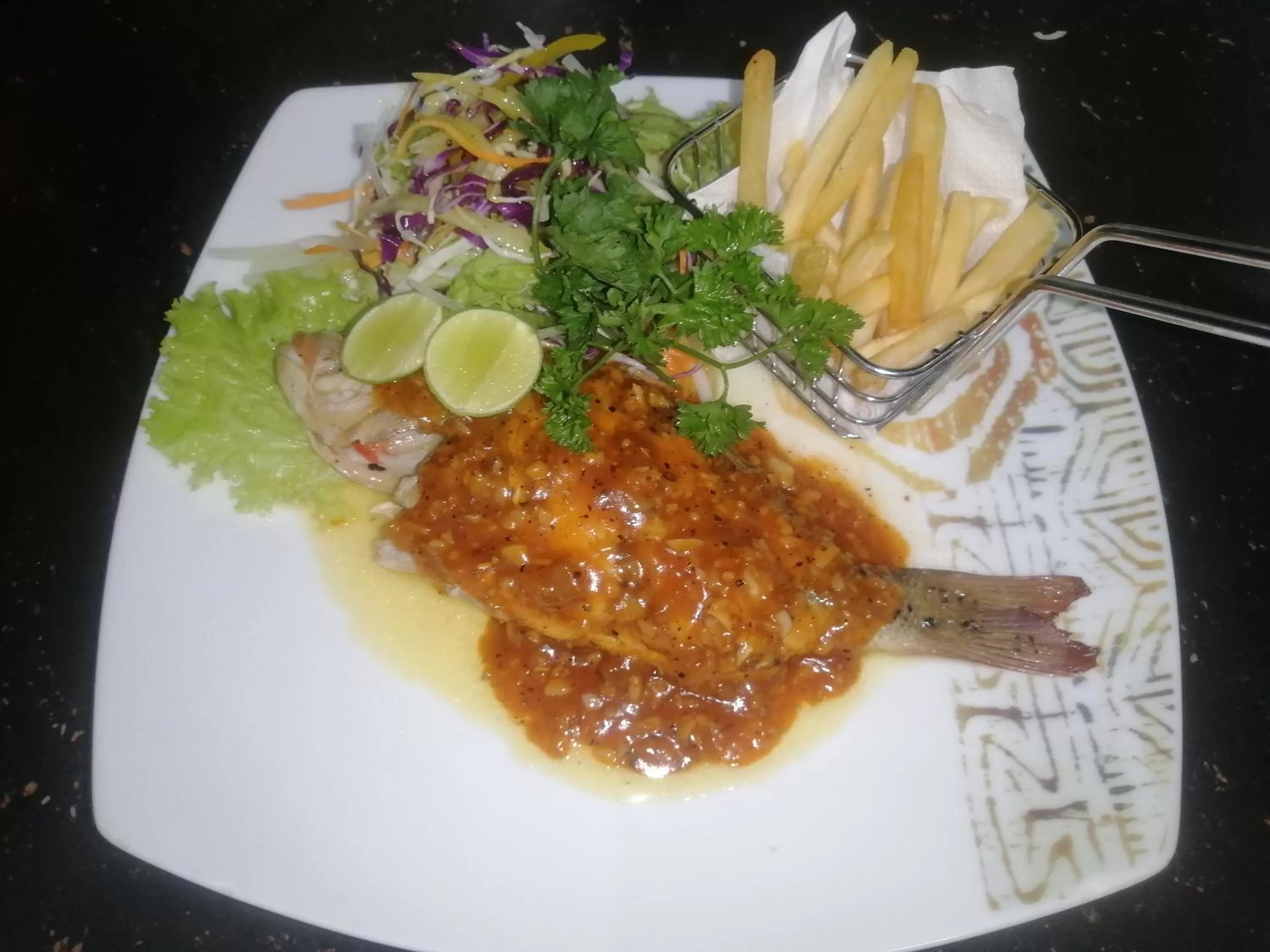 Le Petit Hotel & Restaurant